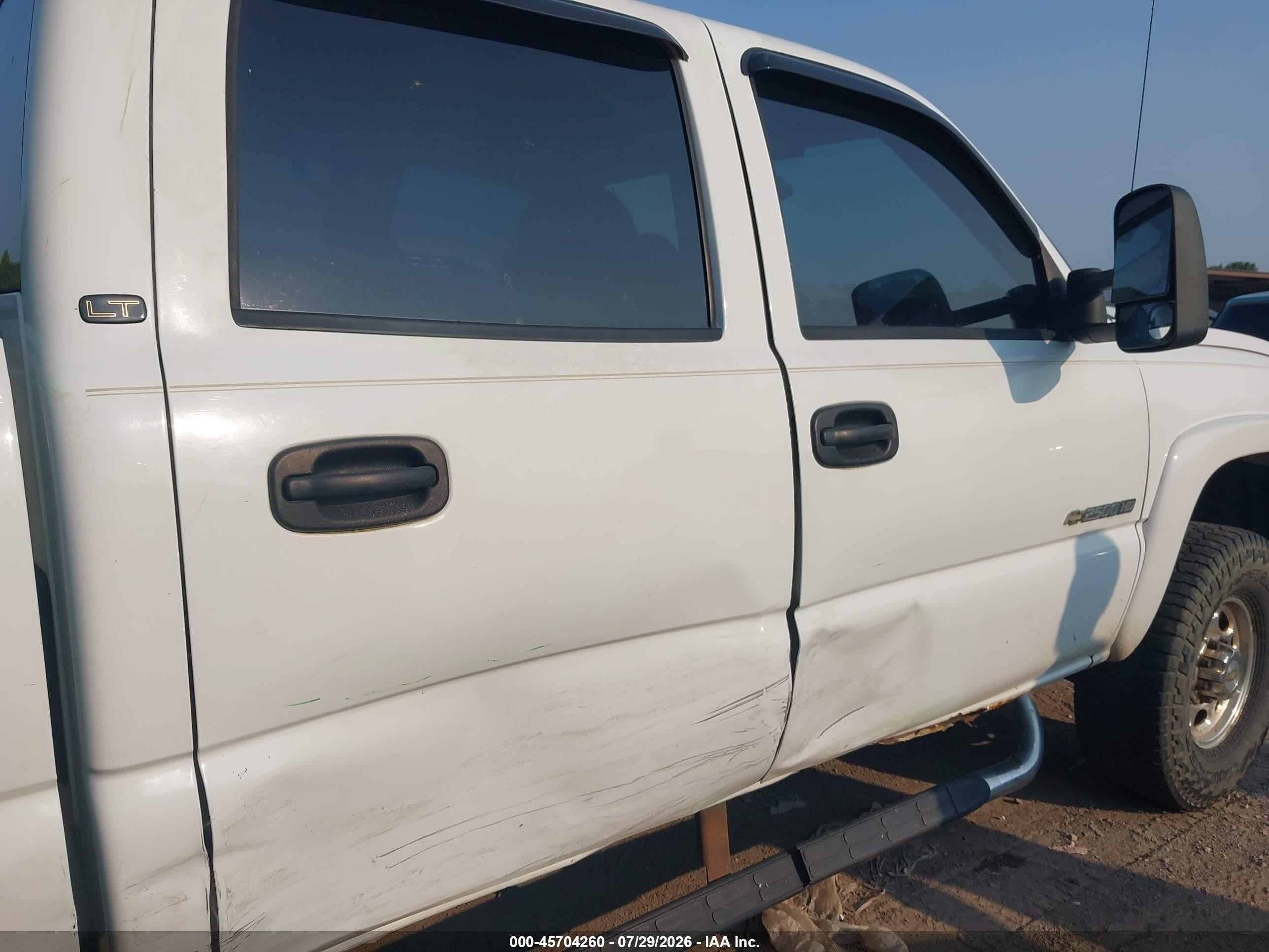 2005 Chevrolet Silverado 2500hd Lt White vin: 1GCHK23U75F853250