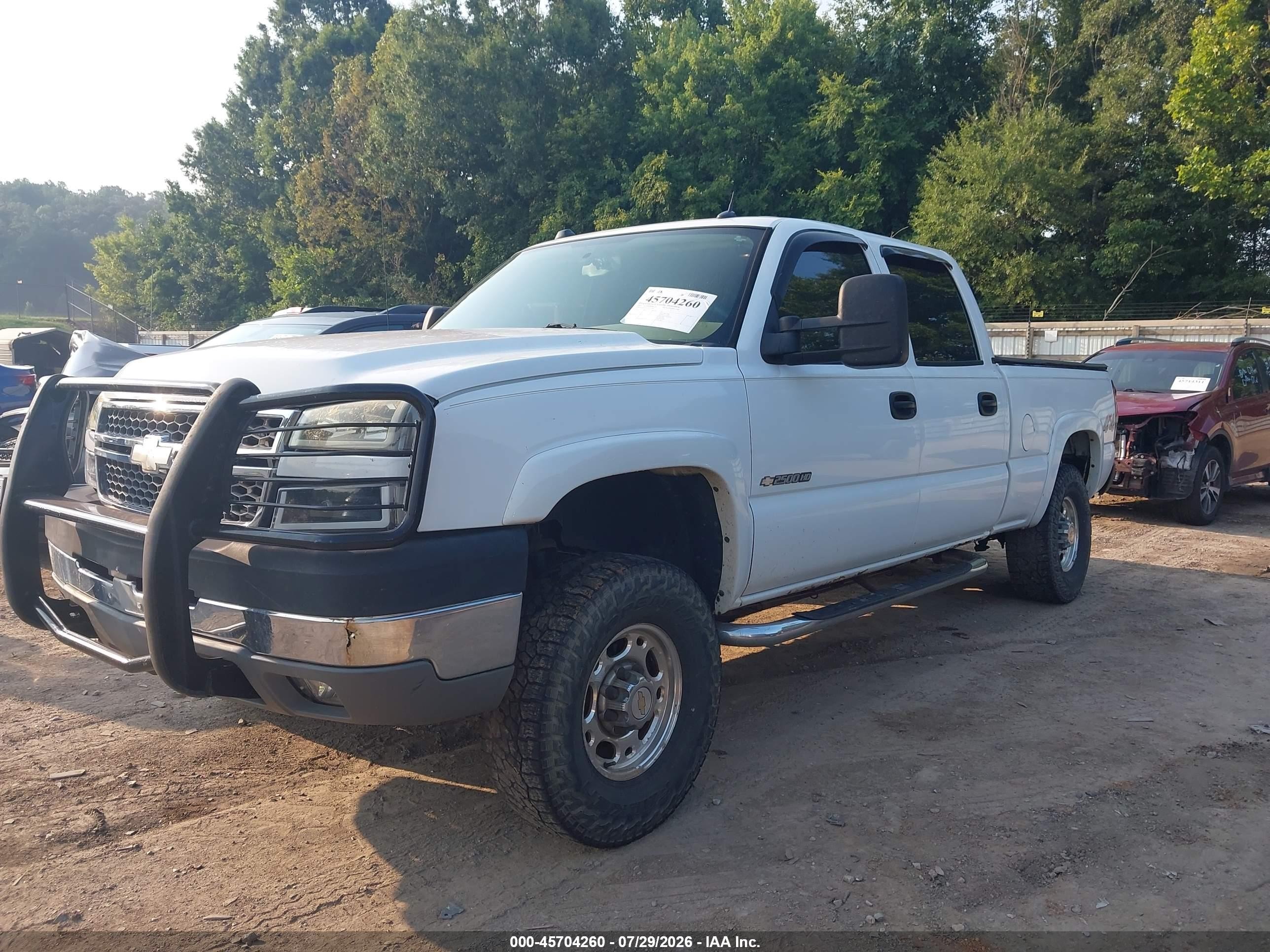 2005 Chevrolet Silverado 2500hd Lt White vin: 1GCHK23U75F853250