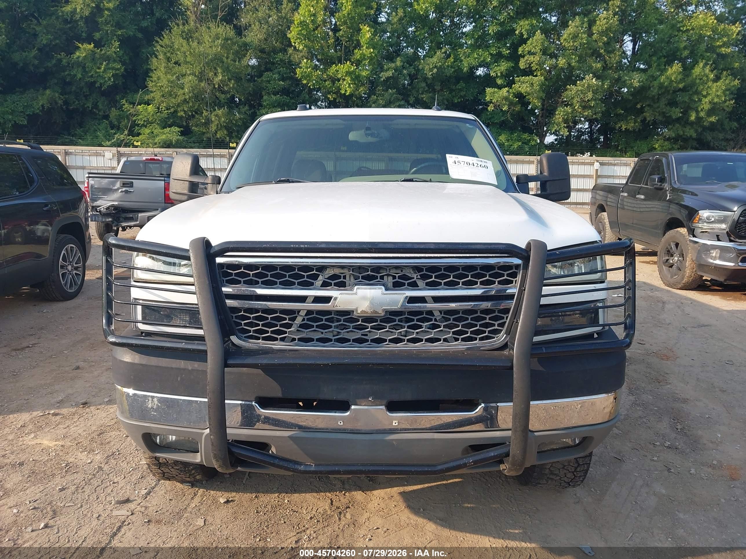 2005 Chevrolet Silverado 2500hd Lt White vin: 1GCHK23U75F853250