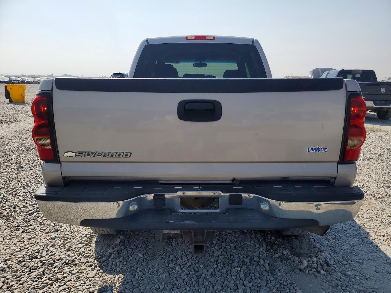 2006 Chevrolet Silverado K2500 Heavy Duty Silver vin: 1GCHK23U76F135635