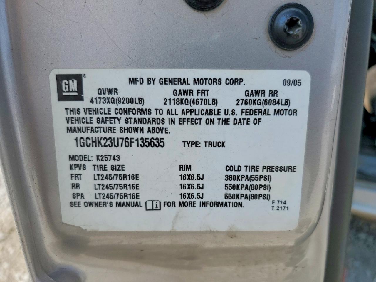 2006 Chevrolet Silverado K2500 Heavy Duty Silver vin: 1GCHK23U76F135635