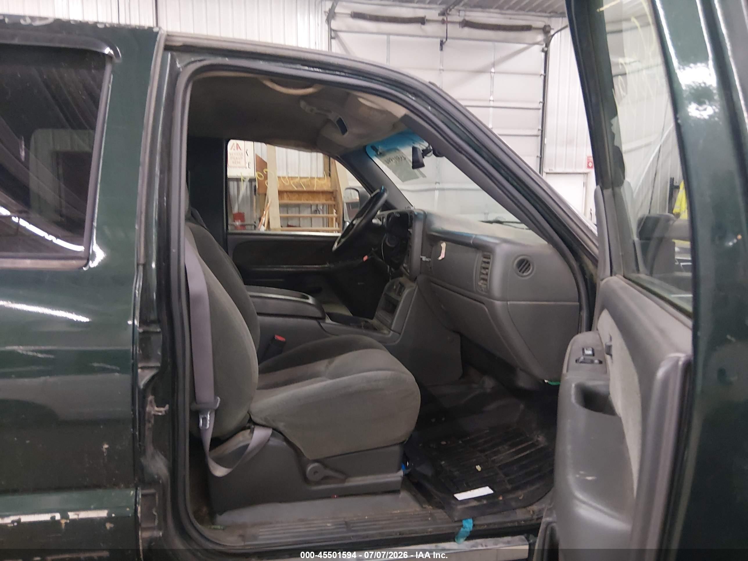 2003 Chevrolet Silverado 2500hd Ls Green vin: 1GCHK23U83F190977