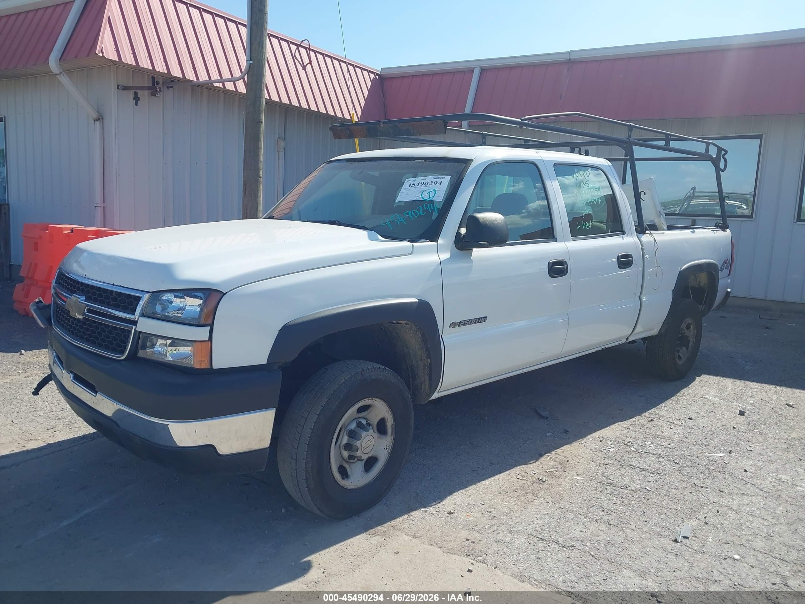 2007 Chevrolet Silverado 2500hd Classic Work Truck White vin: 1GCHK23U87F119817
