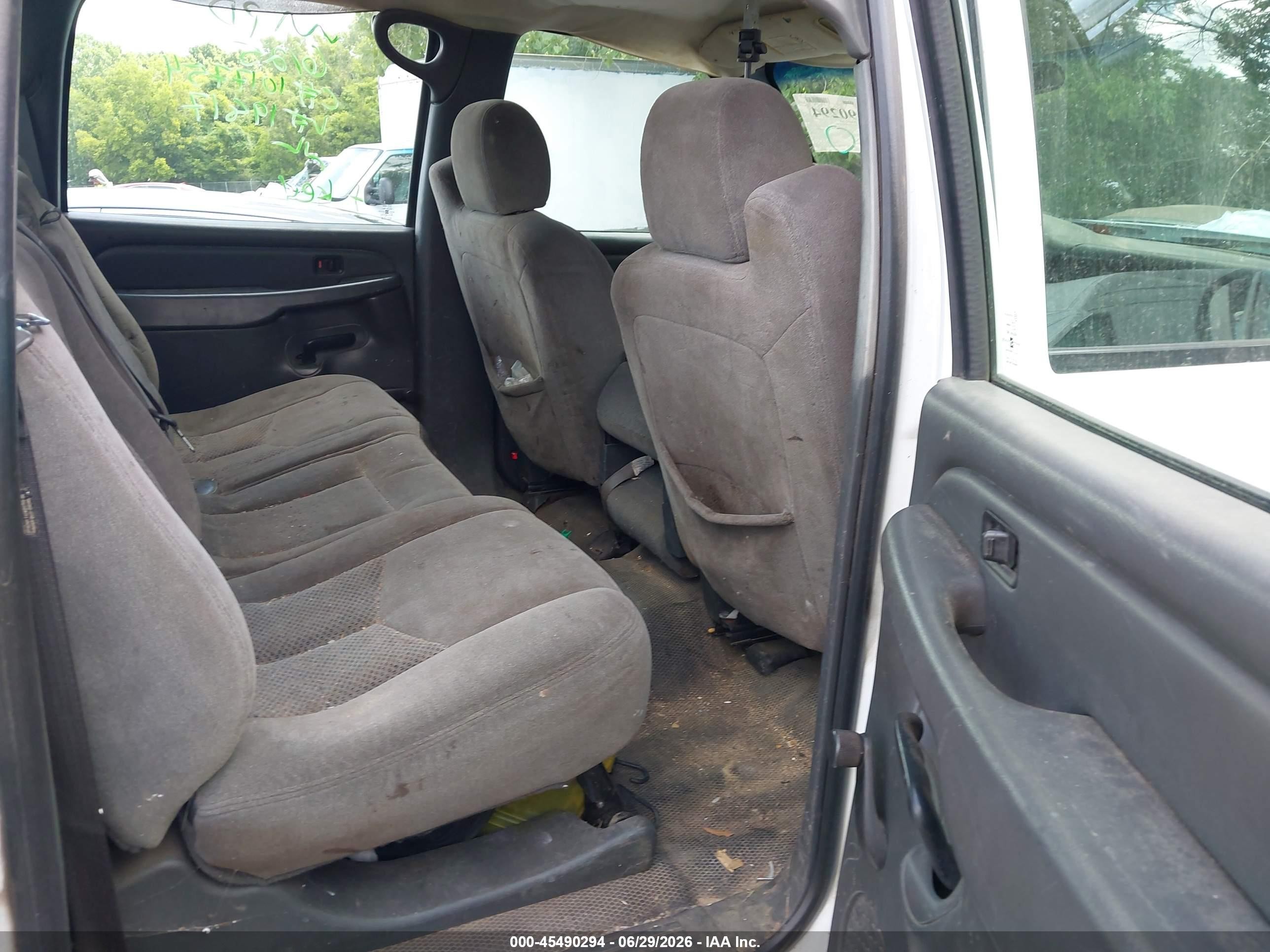 2007 Chevrolet Silverado 2500hd Classic Work Truck White vin: 1GCHK23U87F119817