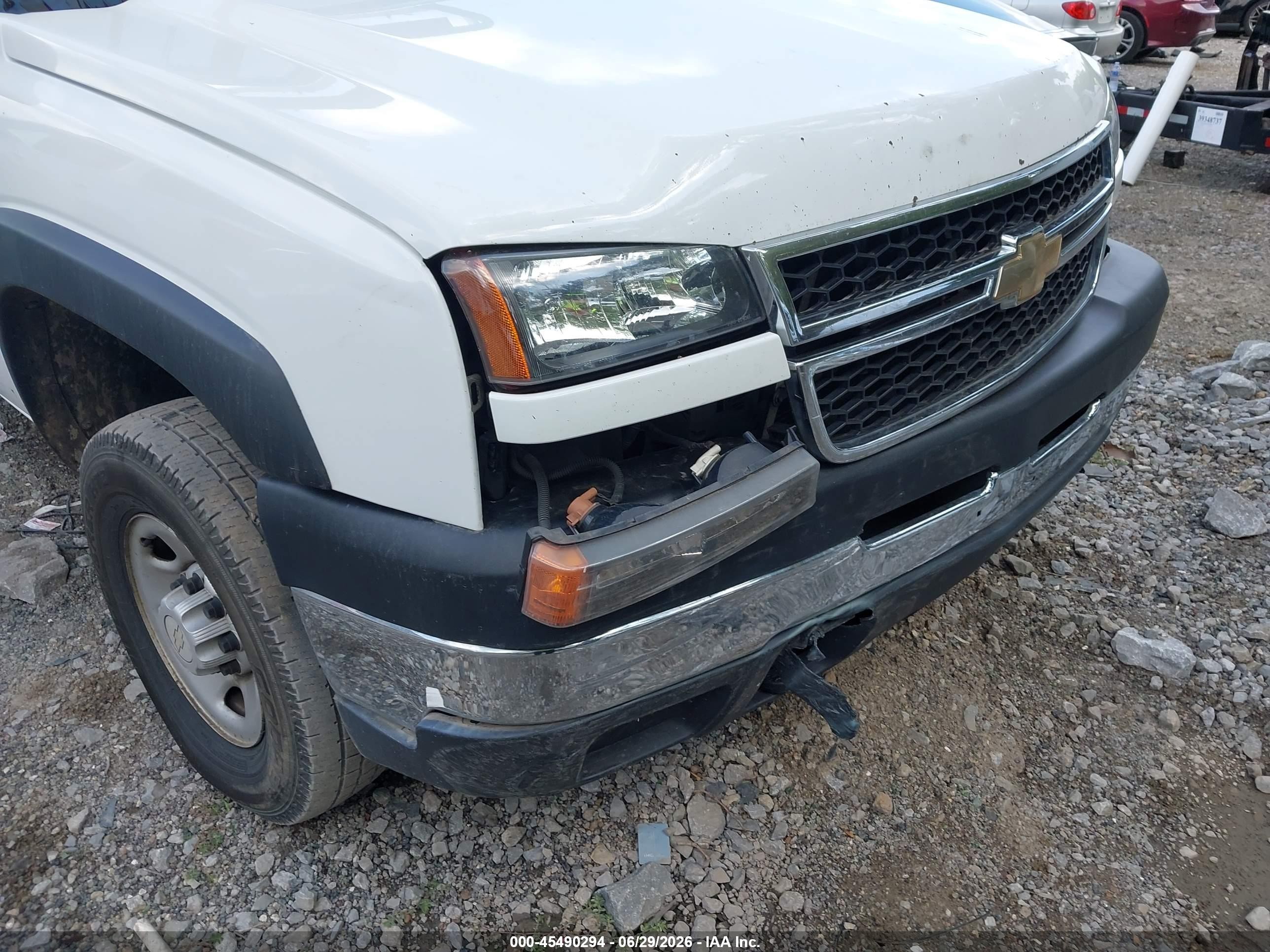 2007 Chevrolet Silverado 2500hd Classic Work Truck White vin: 1GCHK23U87F119817