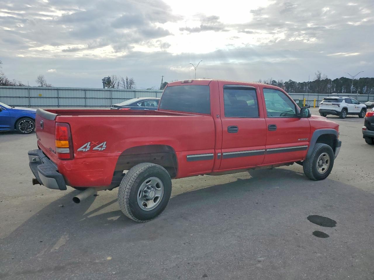 2001 Chevrolet Silverado K2500 Heavy Duty Red vin: 1GCHK23U91F121065