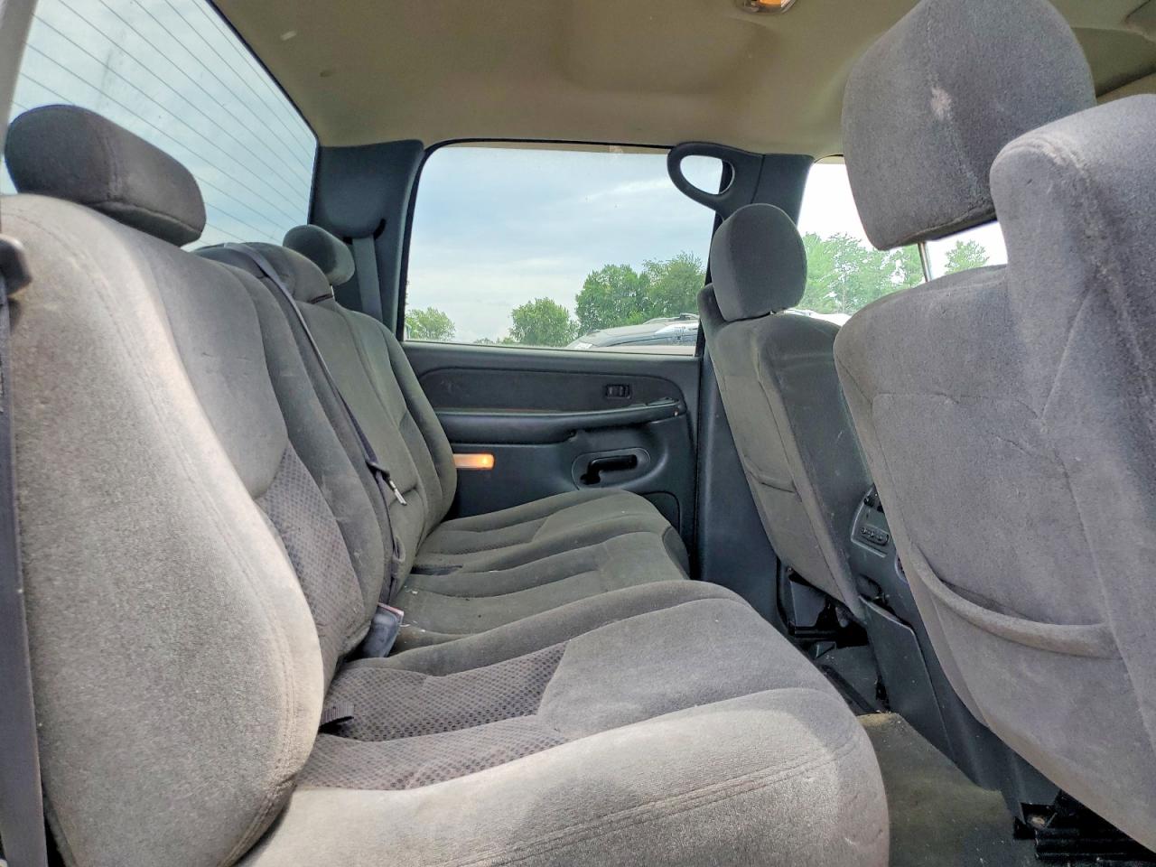 2003 Chevrolet Silverado K2500 Heavy Duty Green vin: 1GCHK23U93F165683