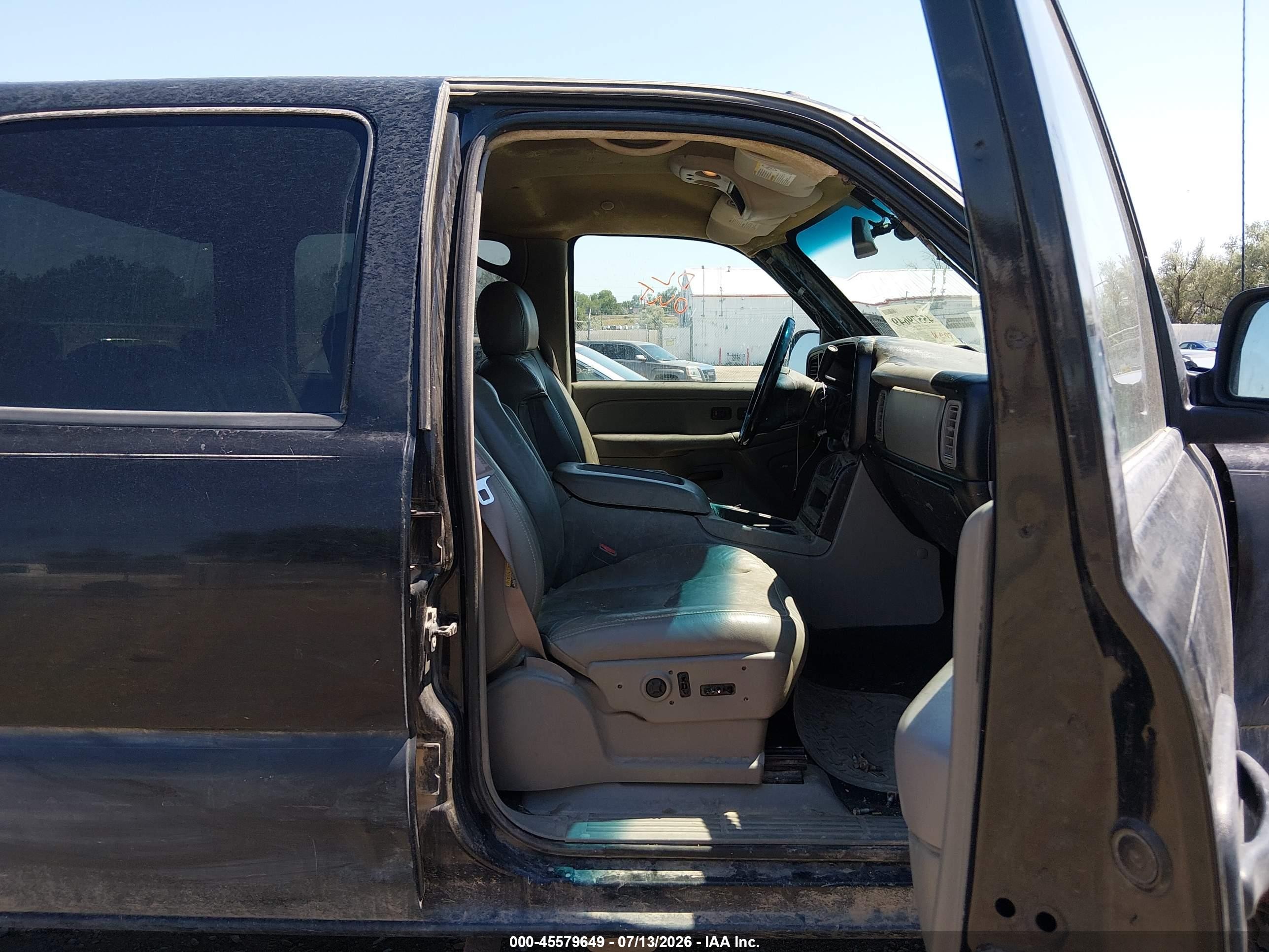 2004 Chevrolet Silverado 2500hd Lt Black vin: 1GCHK23U94F107140