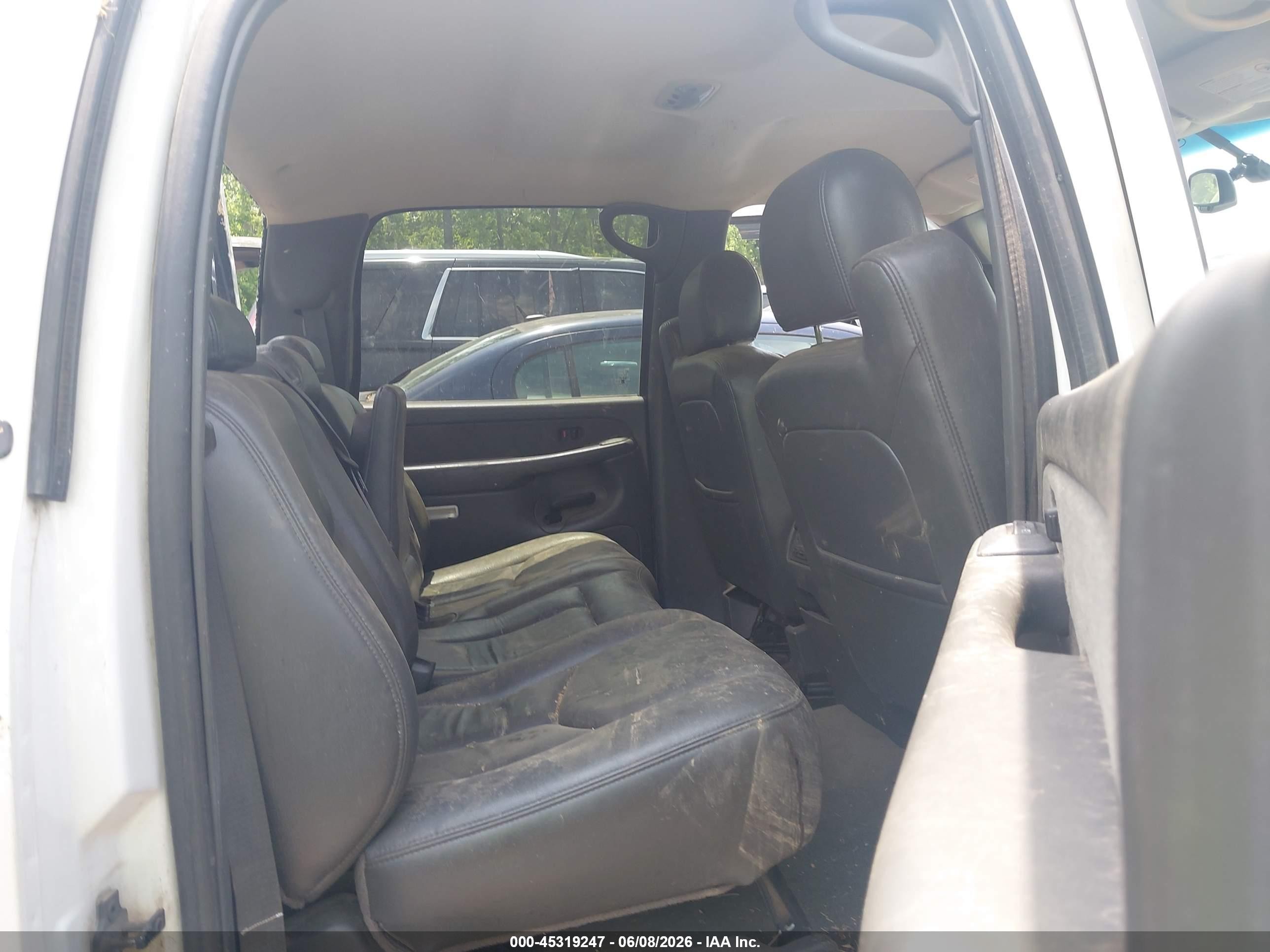 2003 Chevrolet Silverado 2500hd Lt White vin: 1GCHK23UX3F236146