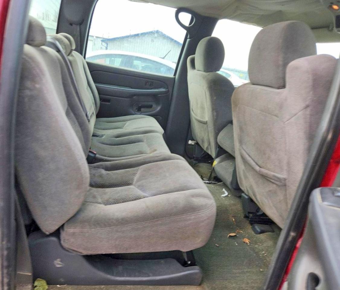 2005 Chevrolet Silverado K2500 Heavy Duty Red vin: 1GCHK23UX5F894021