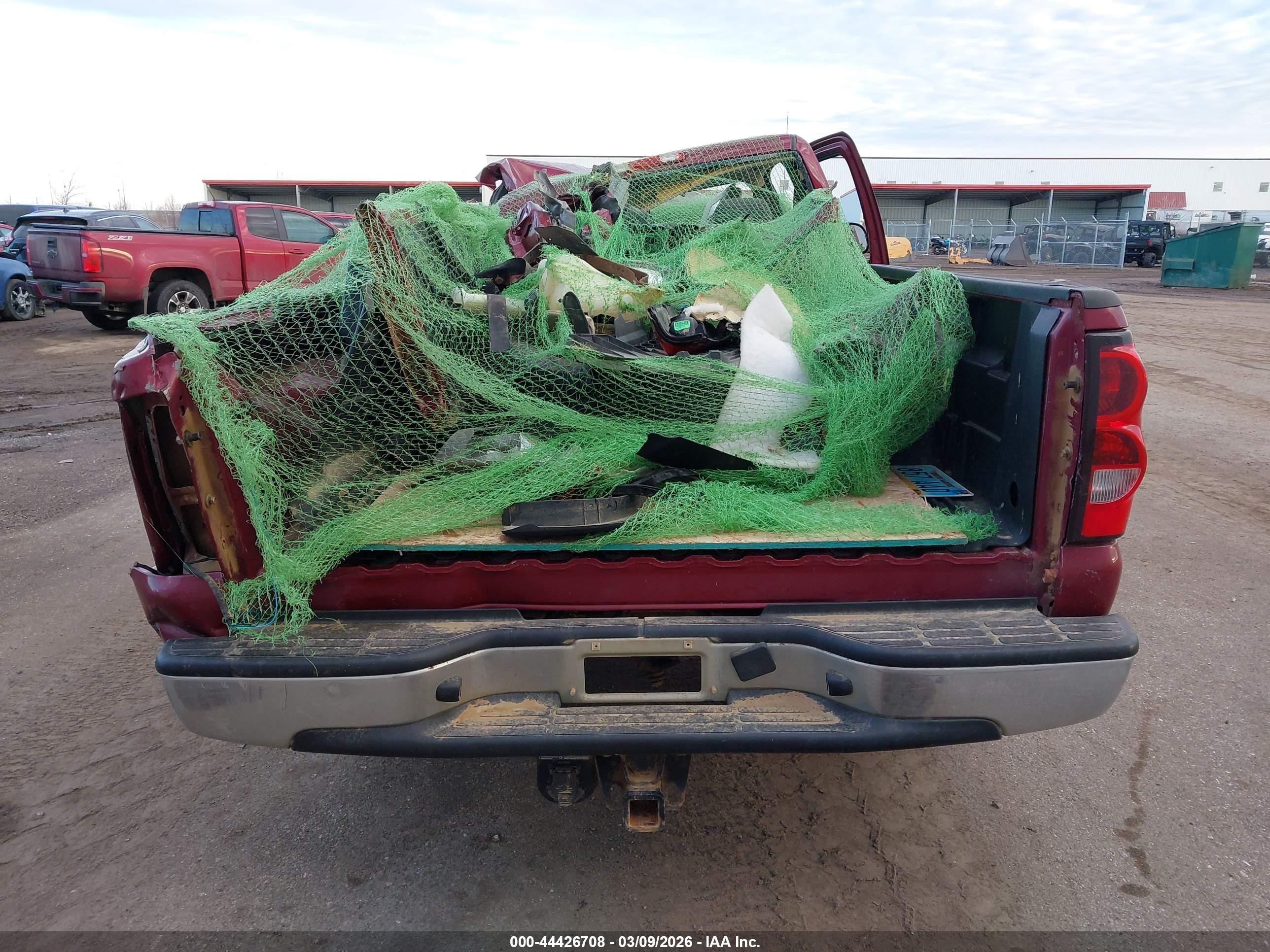 2005 Chevrolet Silverado 2500hd Ls Темно-бордовый vin: 1GCHK24G45E267524