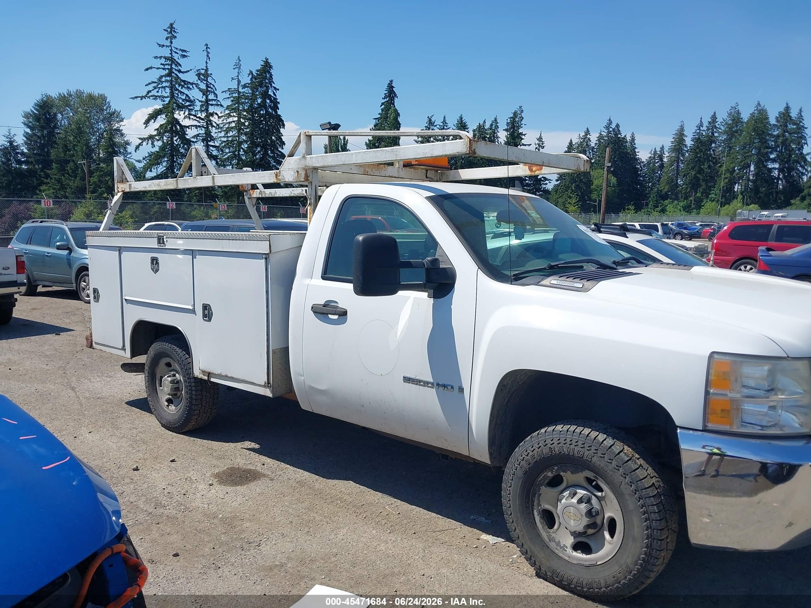2008 Chevrolet Silverado 2500hd Work Truck White vin: 1GCHK24K28E113032