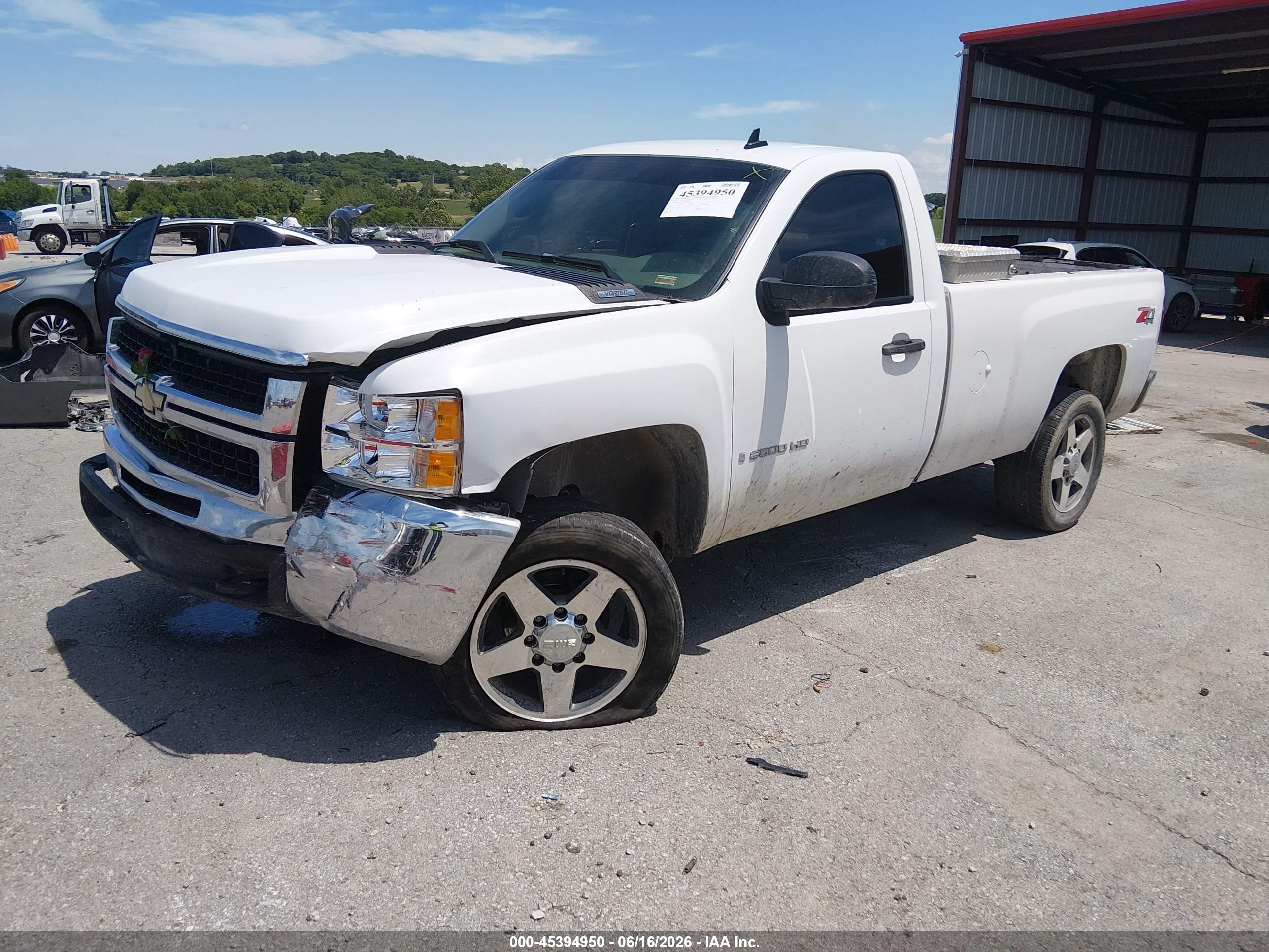2007 Chevrolet Silverado 2500hd Work Truck White vin: 1GCHK24K87E522084