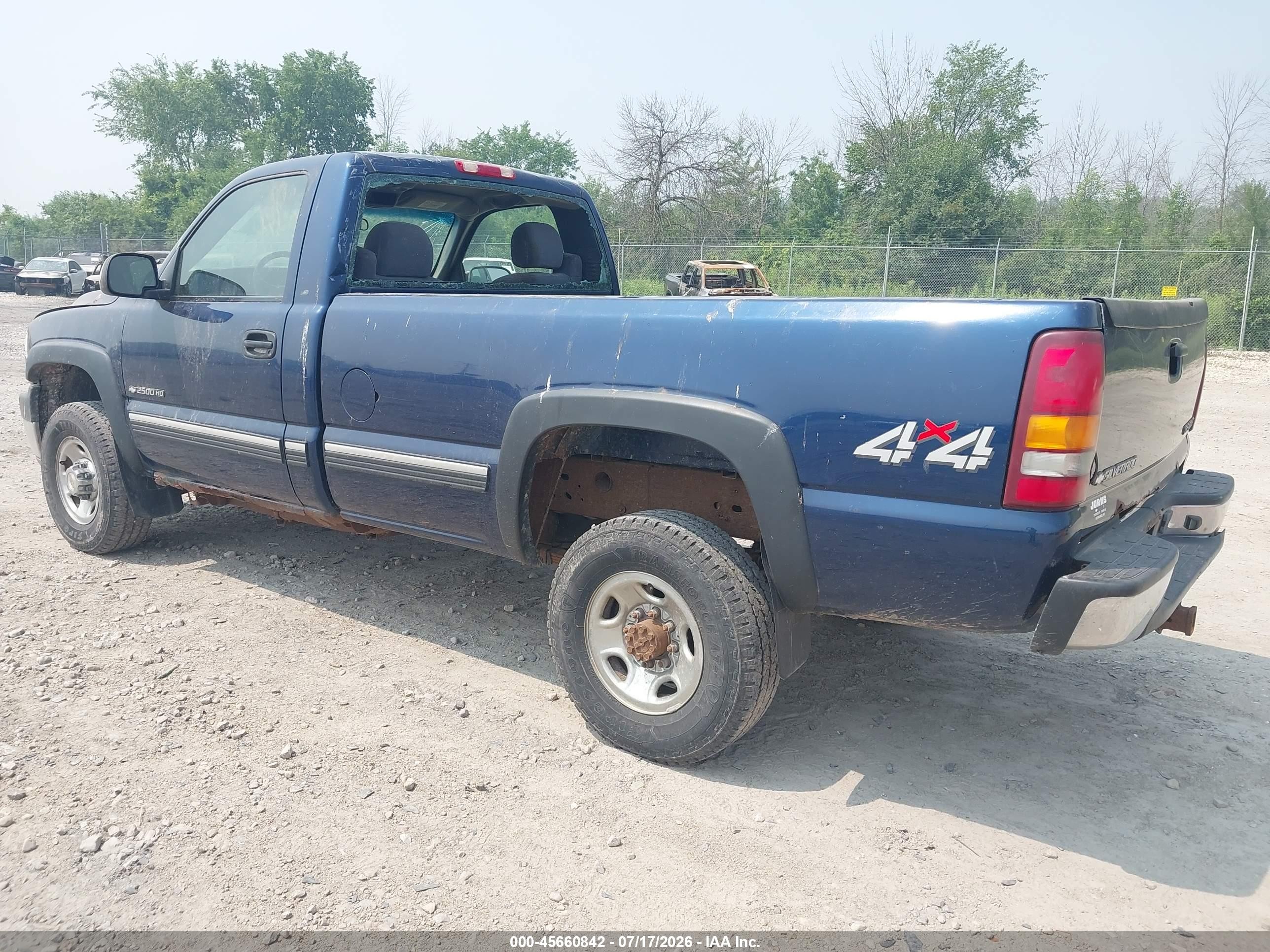 2002 Chevrolet Silverado 2500hd Ls Dark Blue vin: 1GCHK24U42Z213828