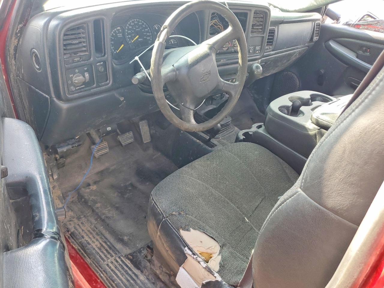 2001 Chevrolet Silverado K2500 Heavy Duty Red vin: 1GCHK24U81E180581