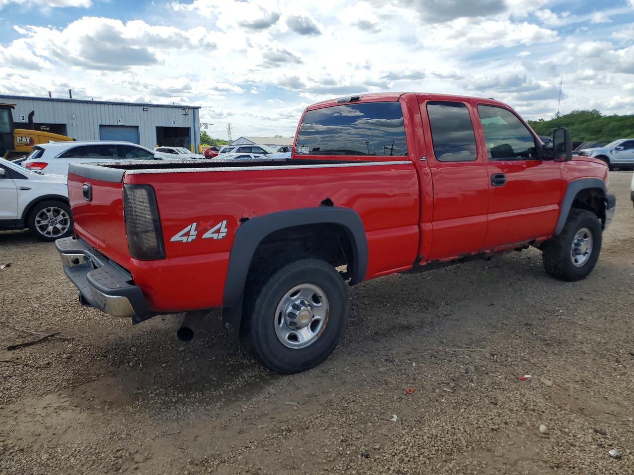 2003 Chevrolet Silverado K2500 Heavy Duty Red vin: 1GCHK29143E122596