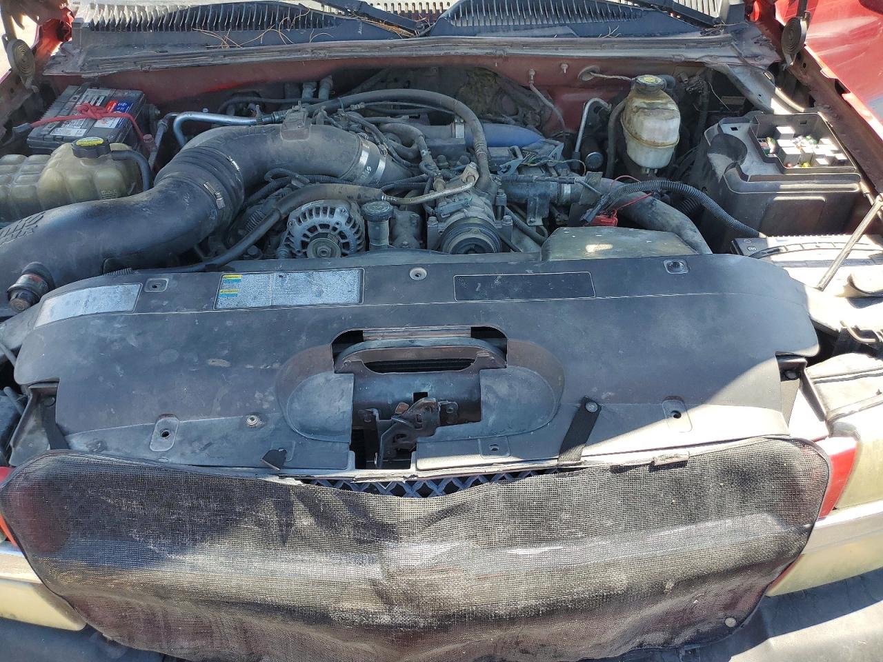 2003 Chevrolet Silverado K2500 Heavy Duty Red vin: 1GCHK291X3E145509