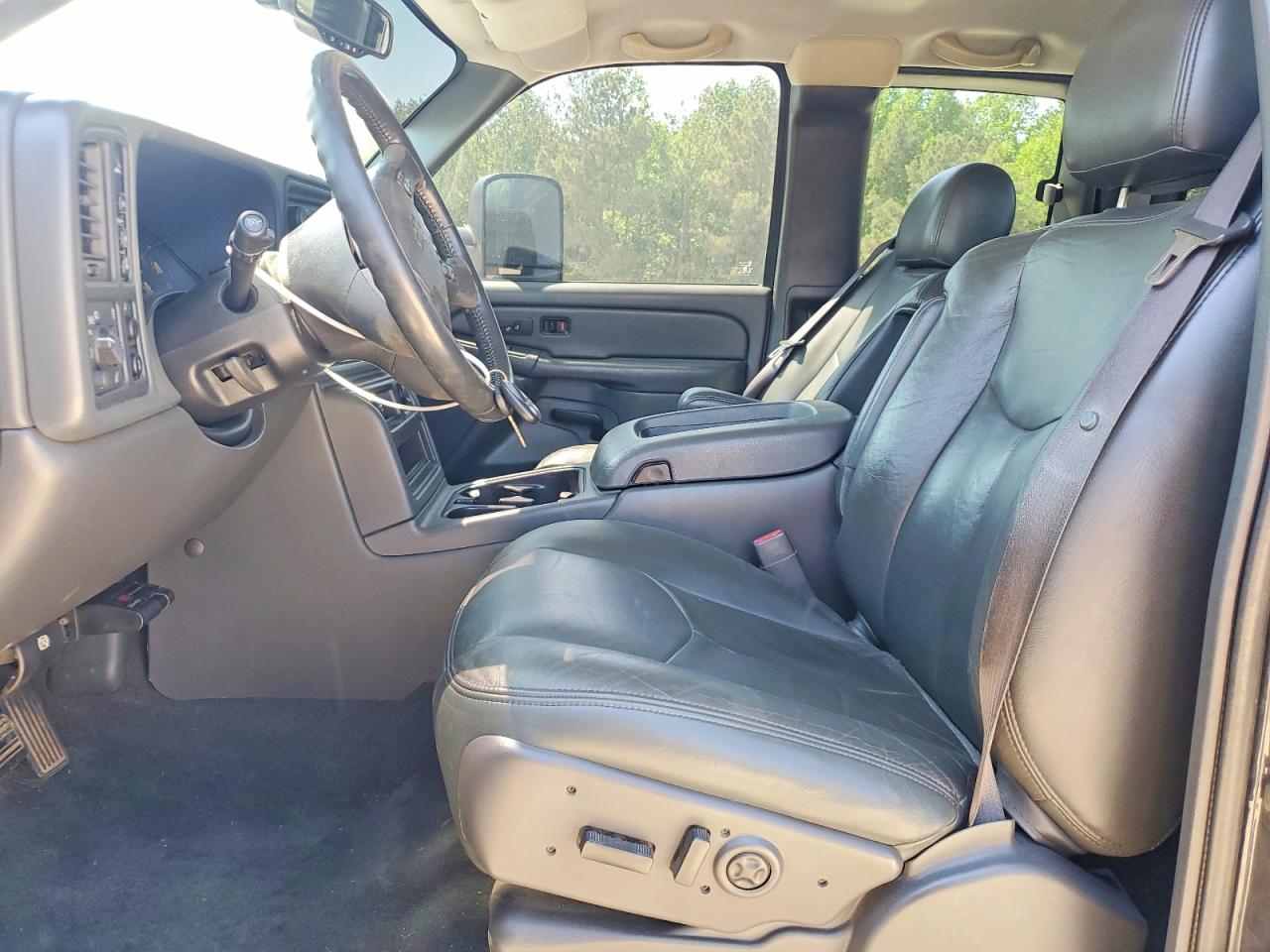 2005 Chevrolet Silverado K2500 Heavy Duty Charcoal vin: 1GCHK29205E109193