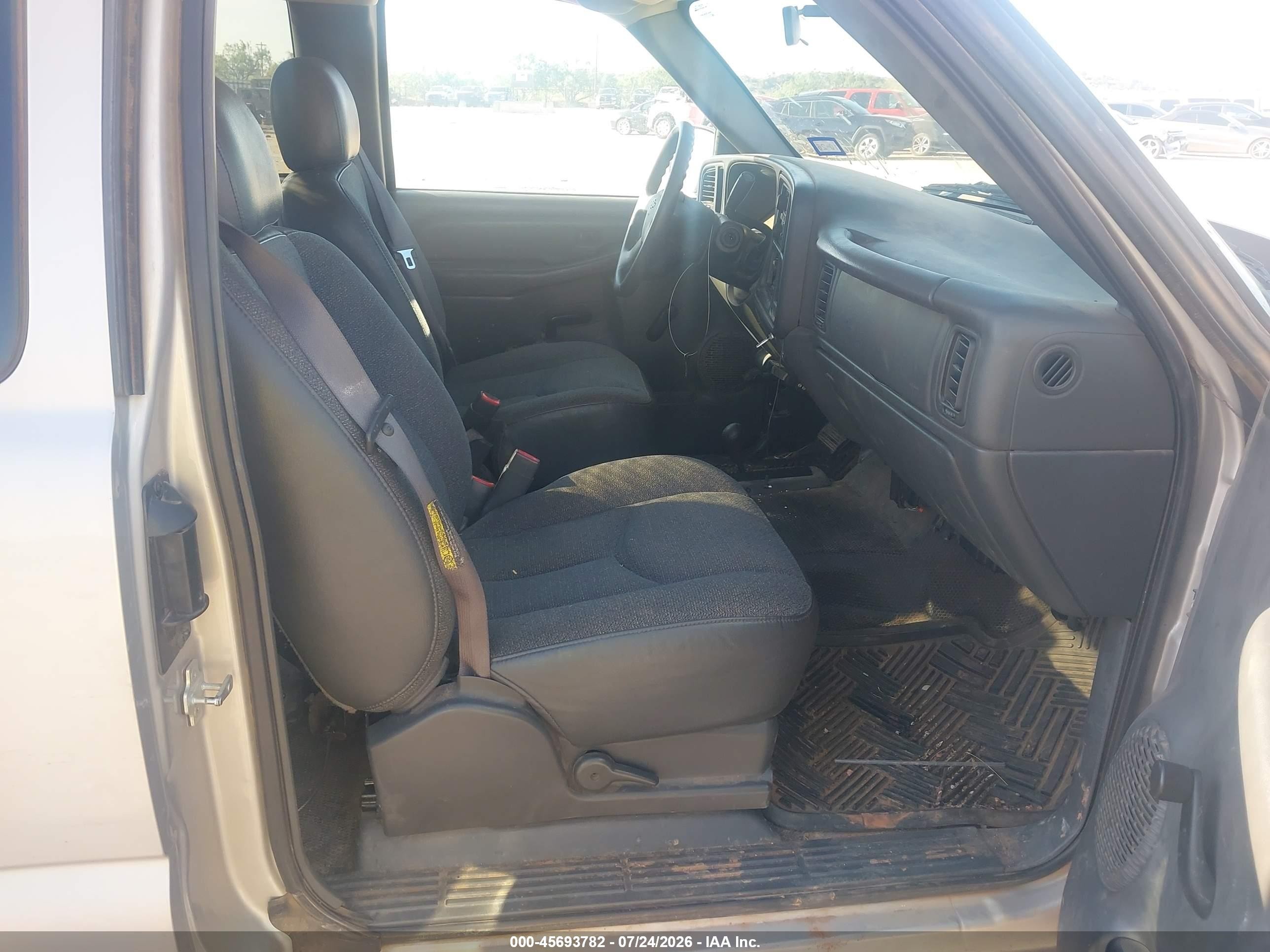 2005 Chevrolet Silverado 2500hd Work Truck Gray vin: 1GCHK29205E119173