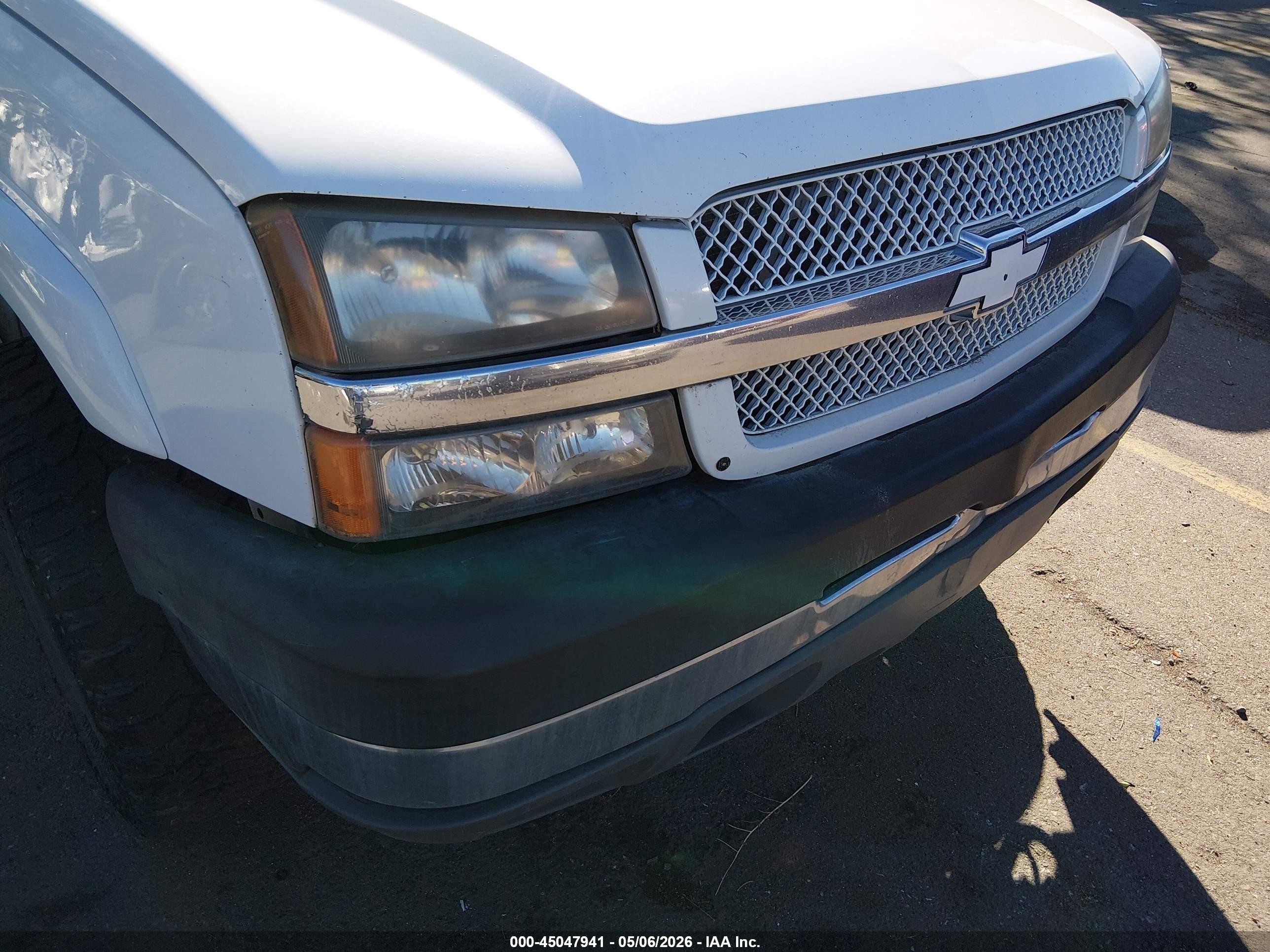 2004 Chevrolet Silverado 2500hd Lt Белый vin: 1GCHK29224E355869
