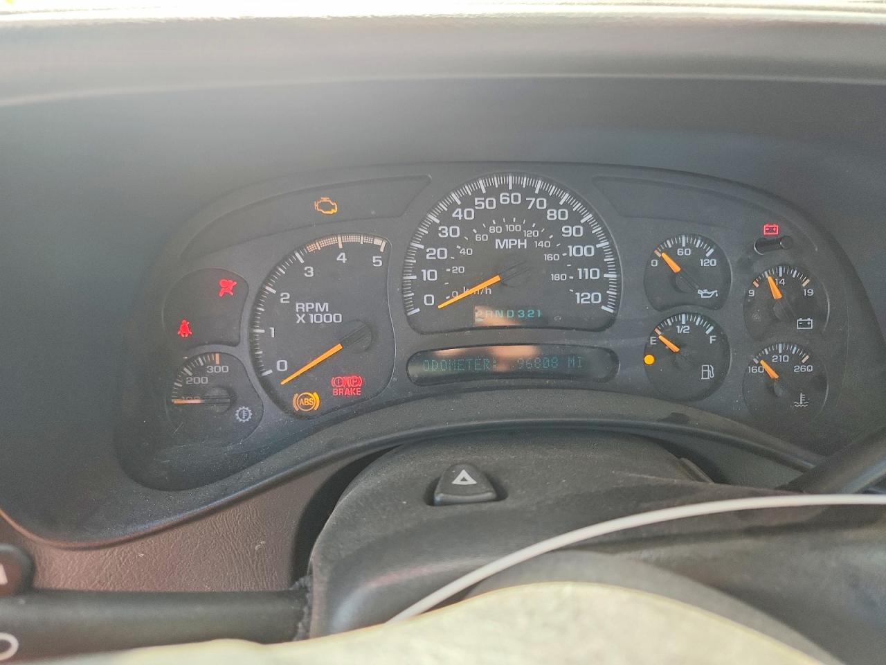 2004 Chevrolet Silverado K2500 Heavy Duty Burgundy vin: 1GCHK29254E369961