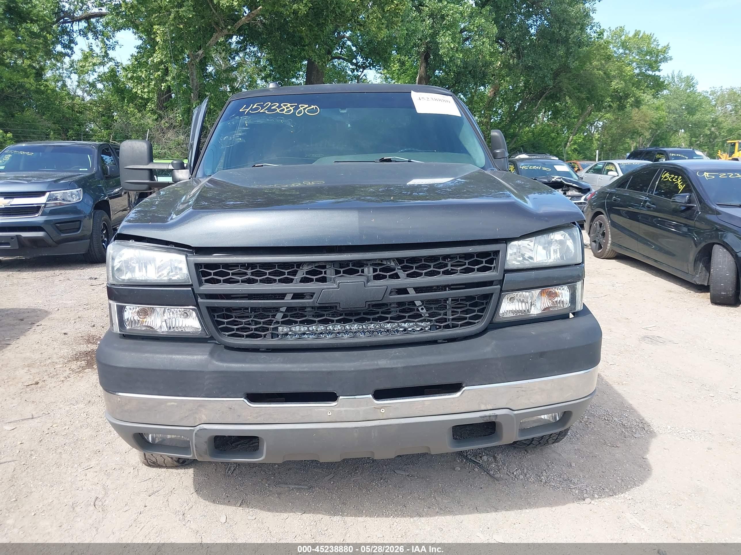 2005 Chevrolet Silverado 2500hd Ls Gray vin: 1GCHK29255E295801