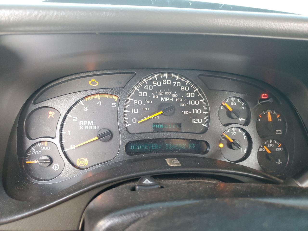 2005 Chevrolet Silverado K2500 Heavy Duty White vin: 1GCHK29265E290364