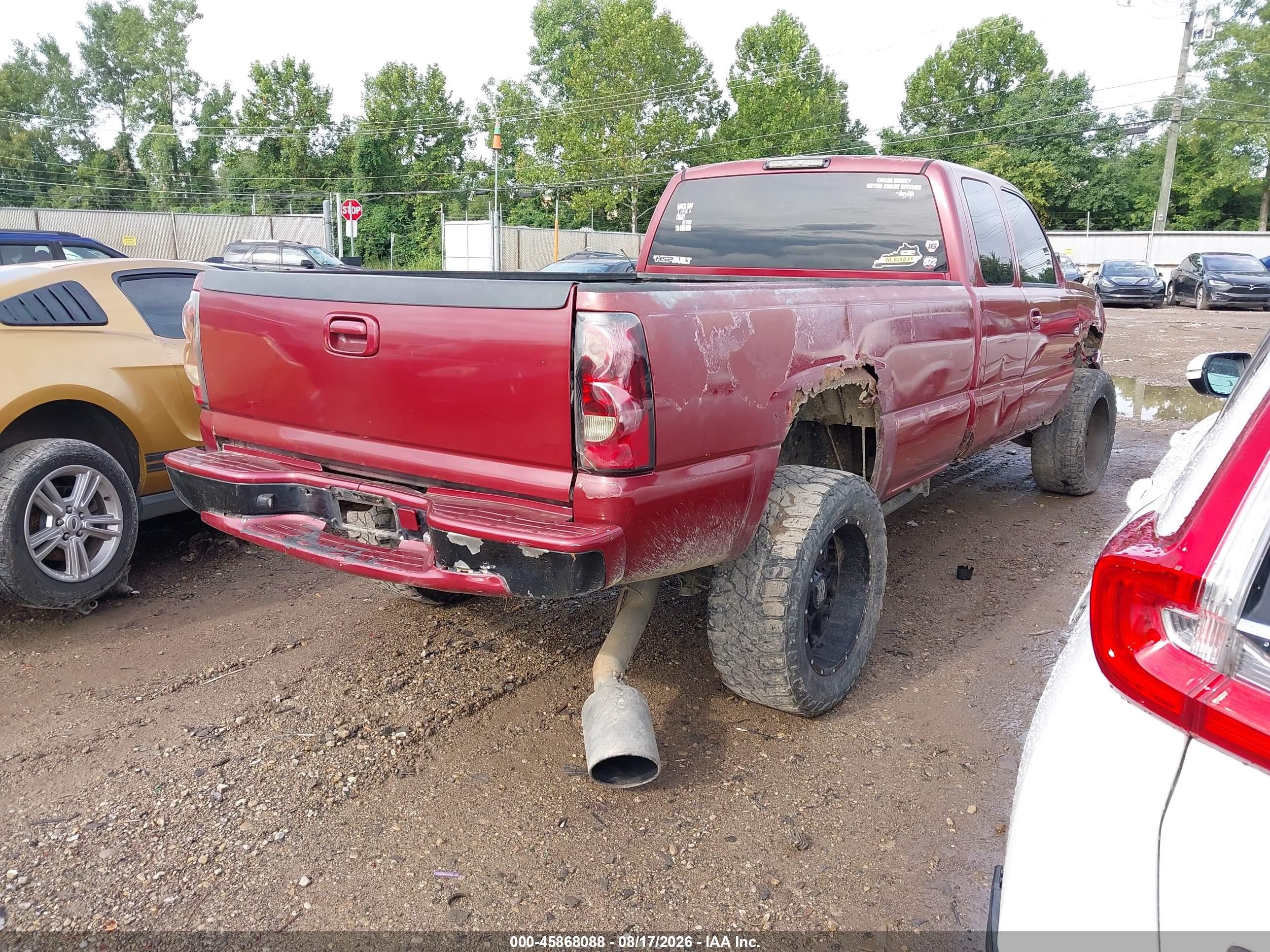 2004 Chevrolet Silverado 2500hd Ls Red vin: 1GCHK29274E319904