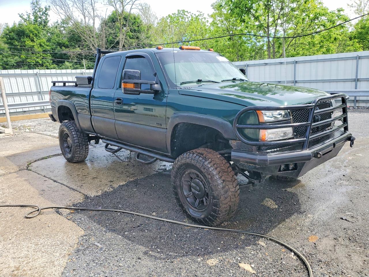 2004 Chevrolet Silverado K2500 Heavy Duty Green vin: 1GCHK29284E306644