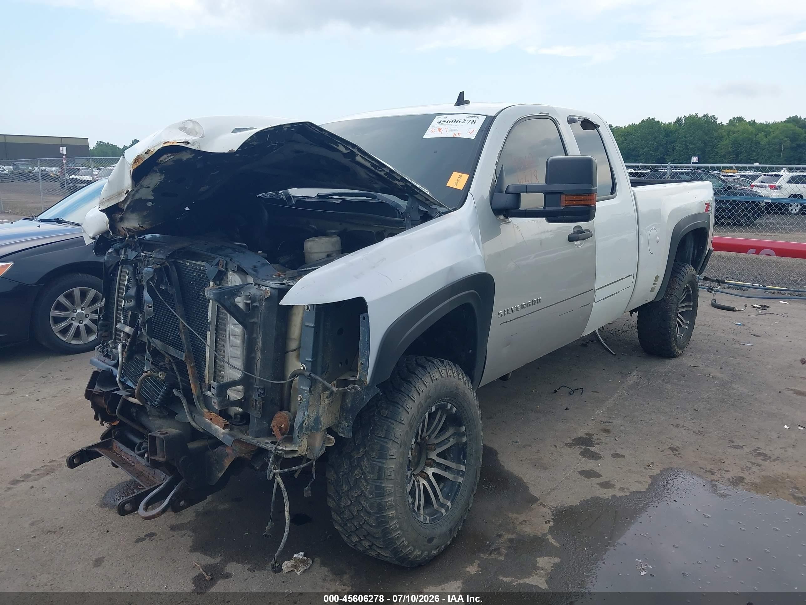2008 Chevrolet Silverado 2500hd Lt1 Белый vin: 1GCHK29658E122268