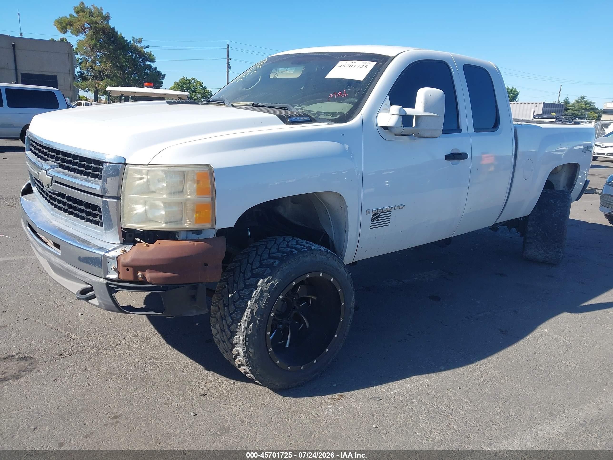 2007 Chevrolet Silverado 2500hd Work Truck White vin: 1GCHK29677E577248