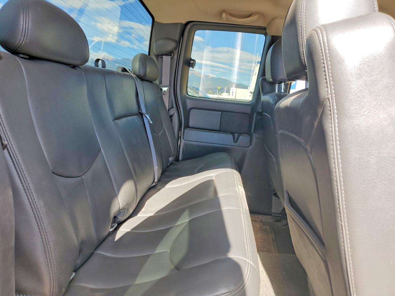 2007 Chevrolet Silverado K2500 Heavy Duty Gray vin: 1GCHK29D77E135617
