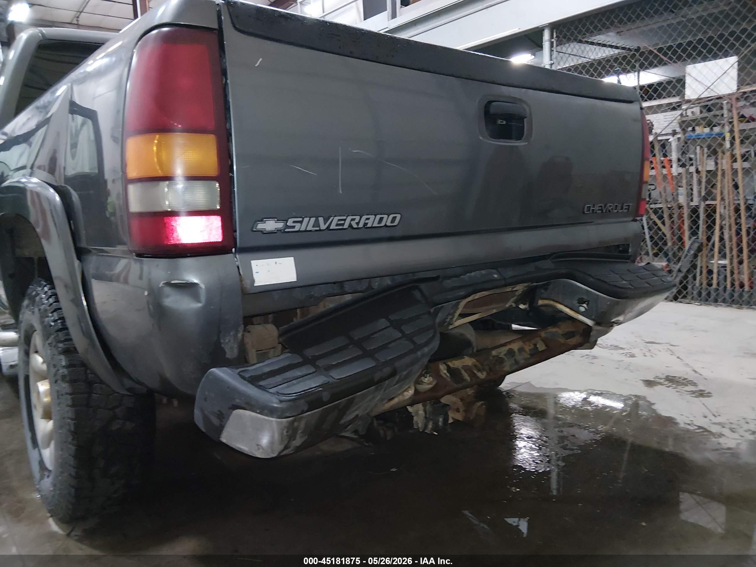 2002 Chevrolet Silverado 2500hd Ls Gray vin: 1GCHK29G72E115936
