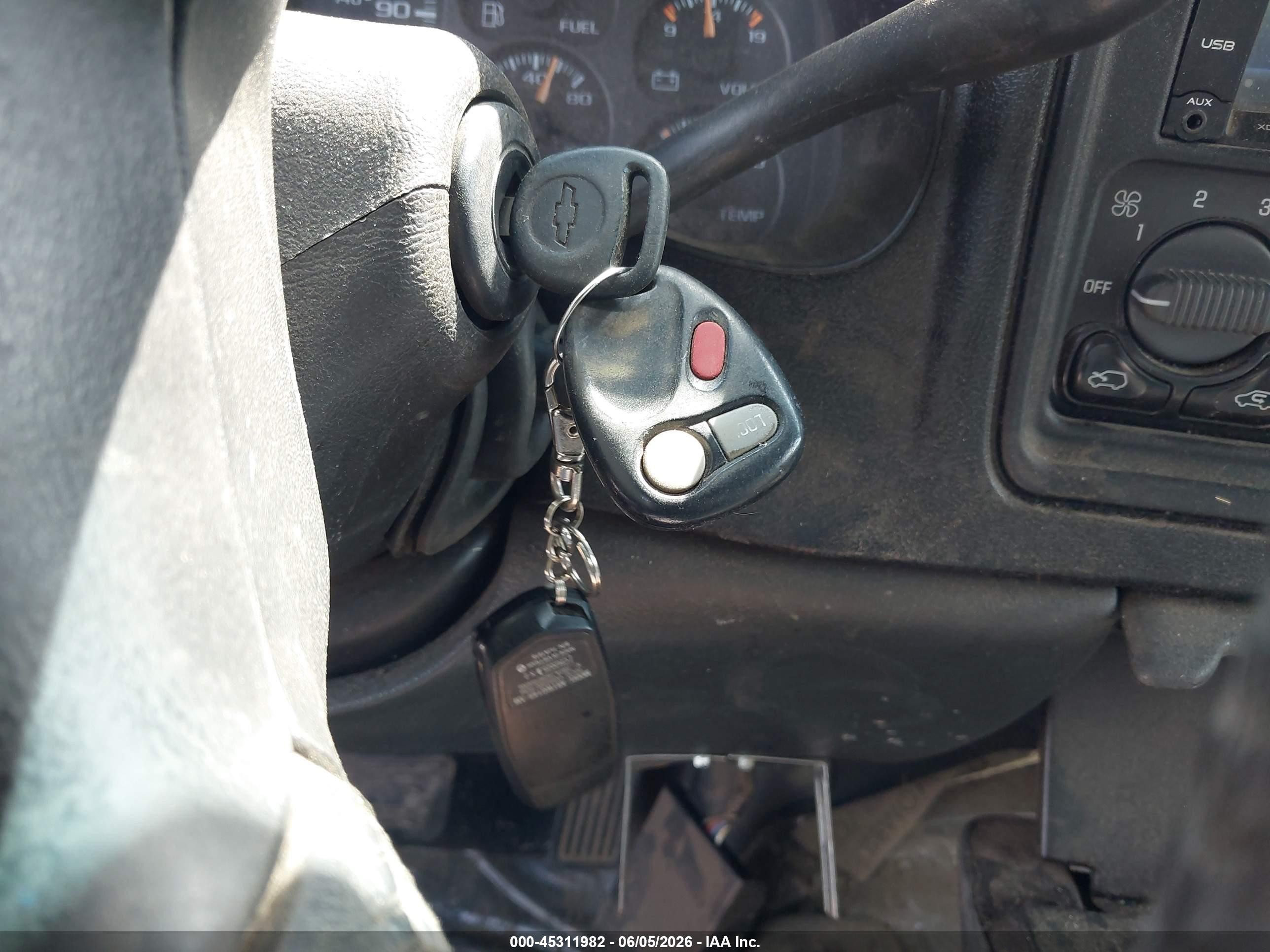 2001 Chevrolet Silverado 2500hd Ls Red vin: 1GCHK29G91E311357