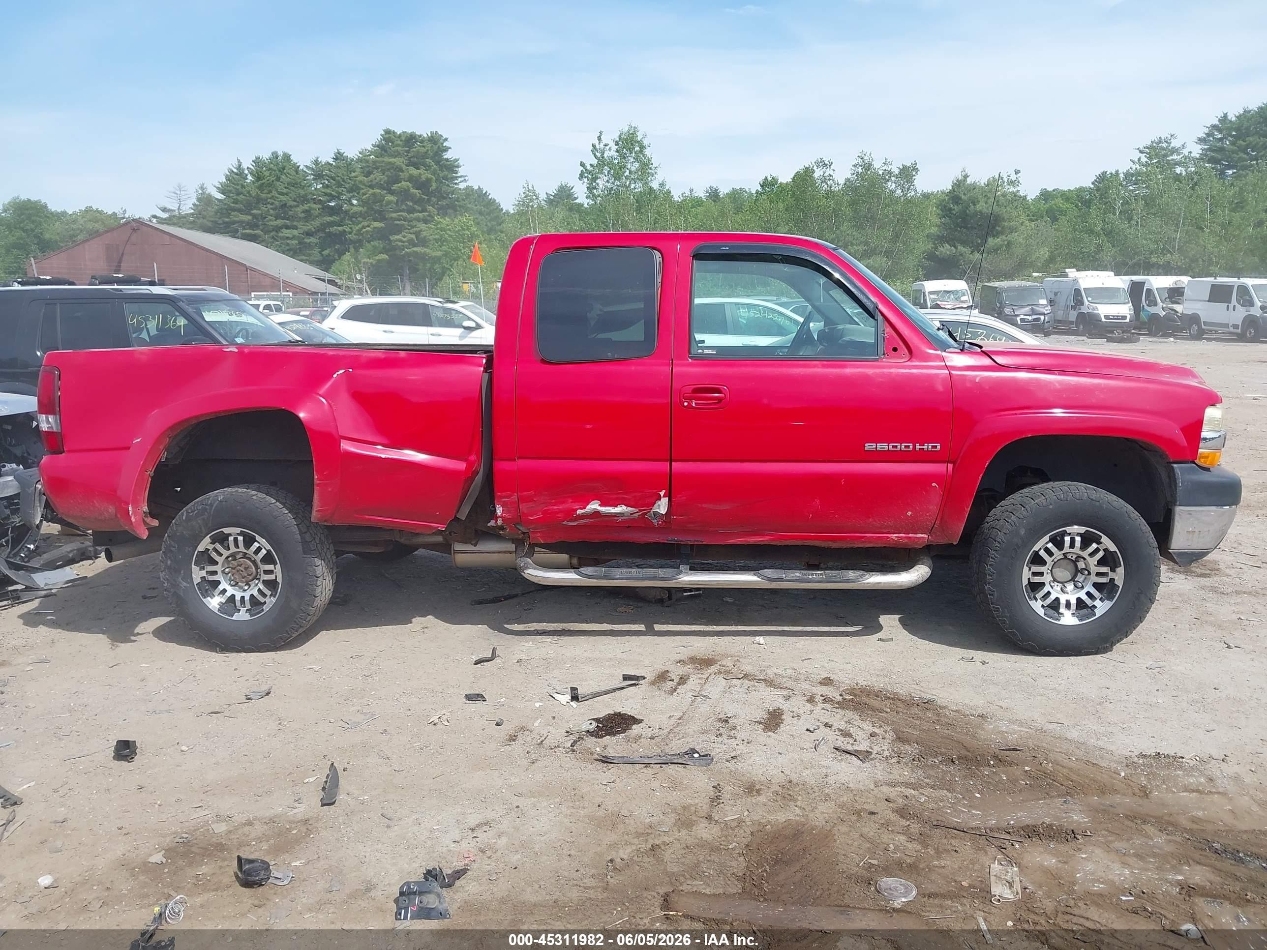 2001 Chevrolet Silverado 2500hd Ls Red vin: 1GCHK29G91E311357