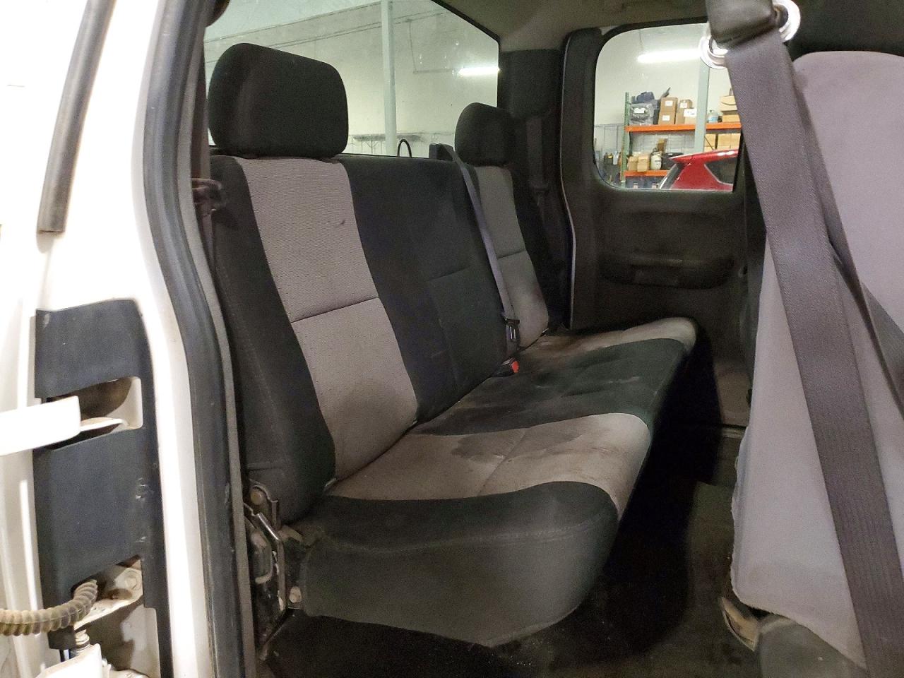 2007 Chevrolet Silverado K2500 Heavy Duty White vin: 1GCHK29K07E603542
