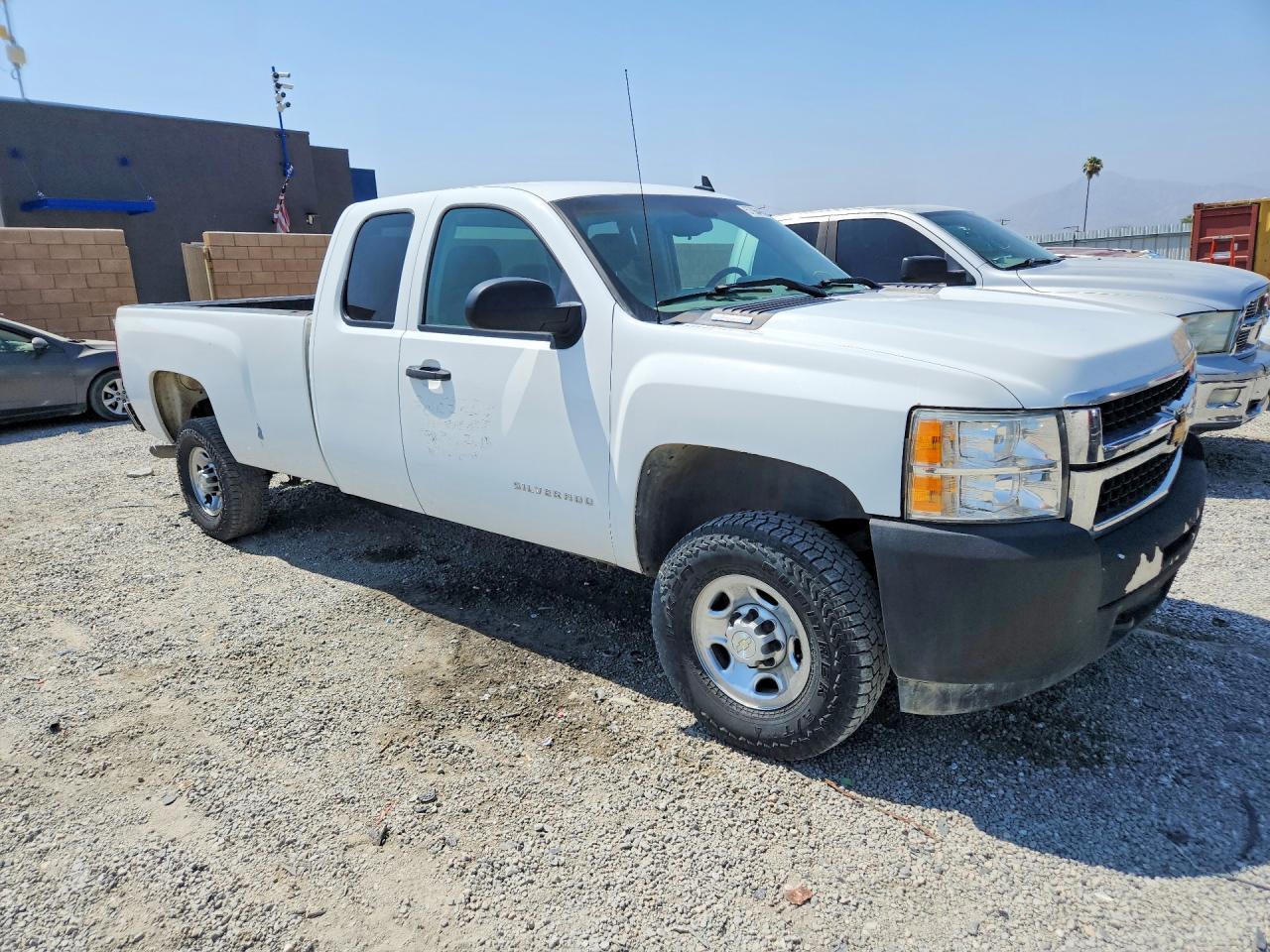 2007 Chevrolet Silverado K2500 Heavy Duty Белый vin: 1GCHK29K67E590974