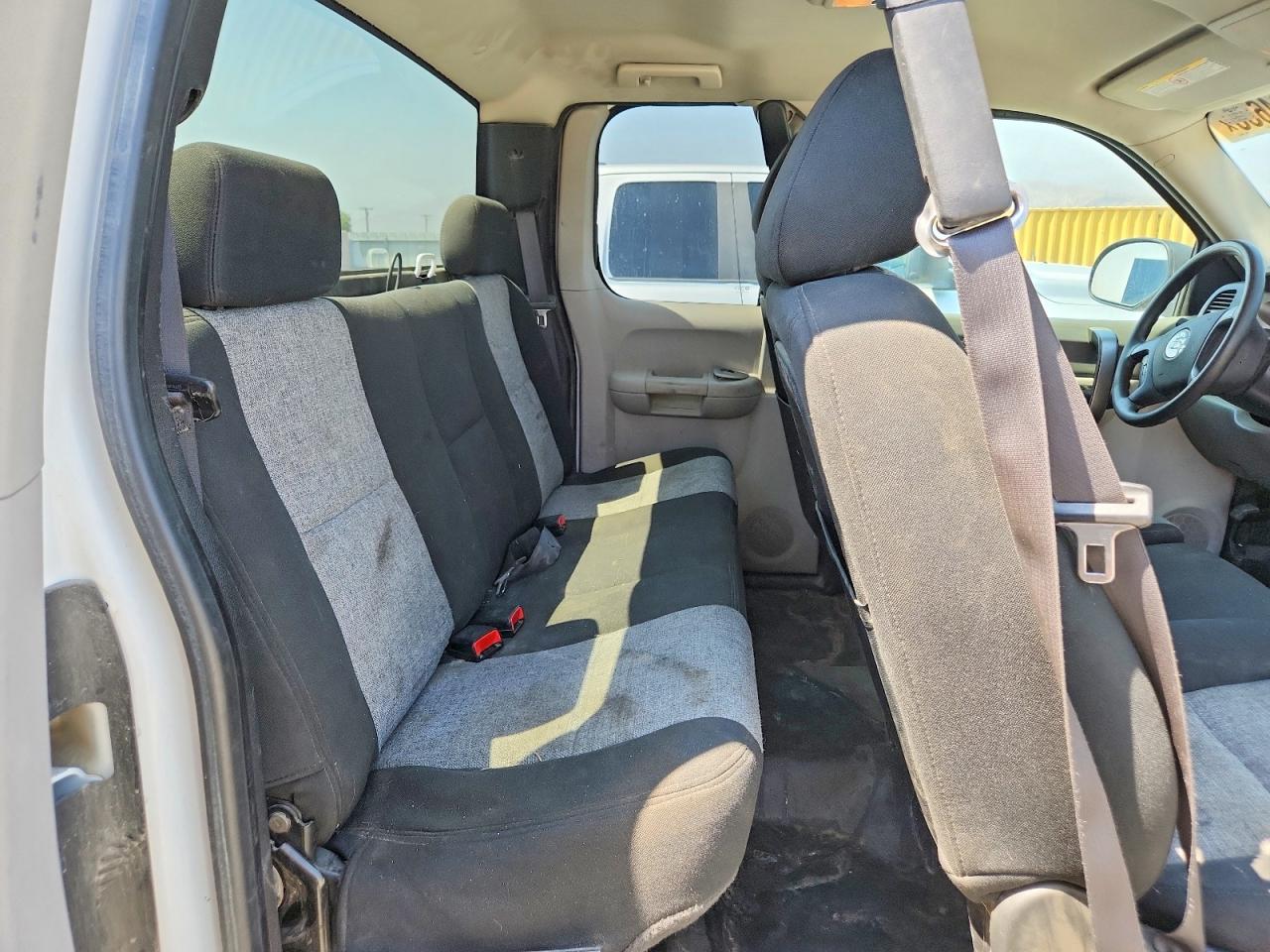 2007 Chevrolet Silverado K2500 Heavy Duty Белый vin: 1GCHK29K67E590974