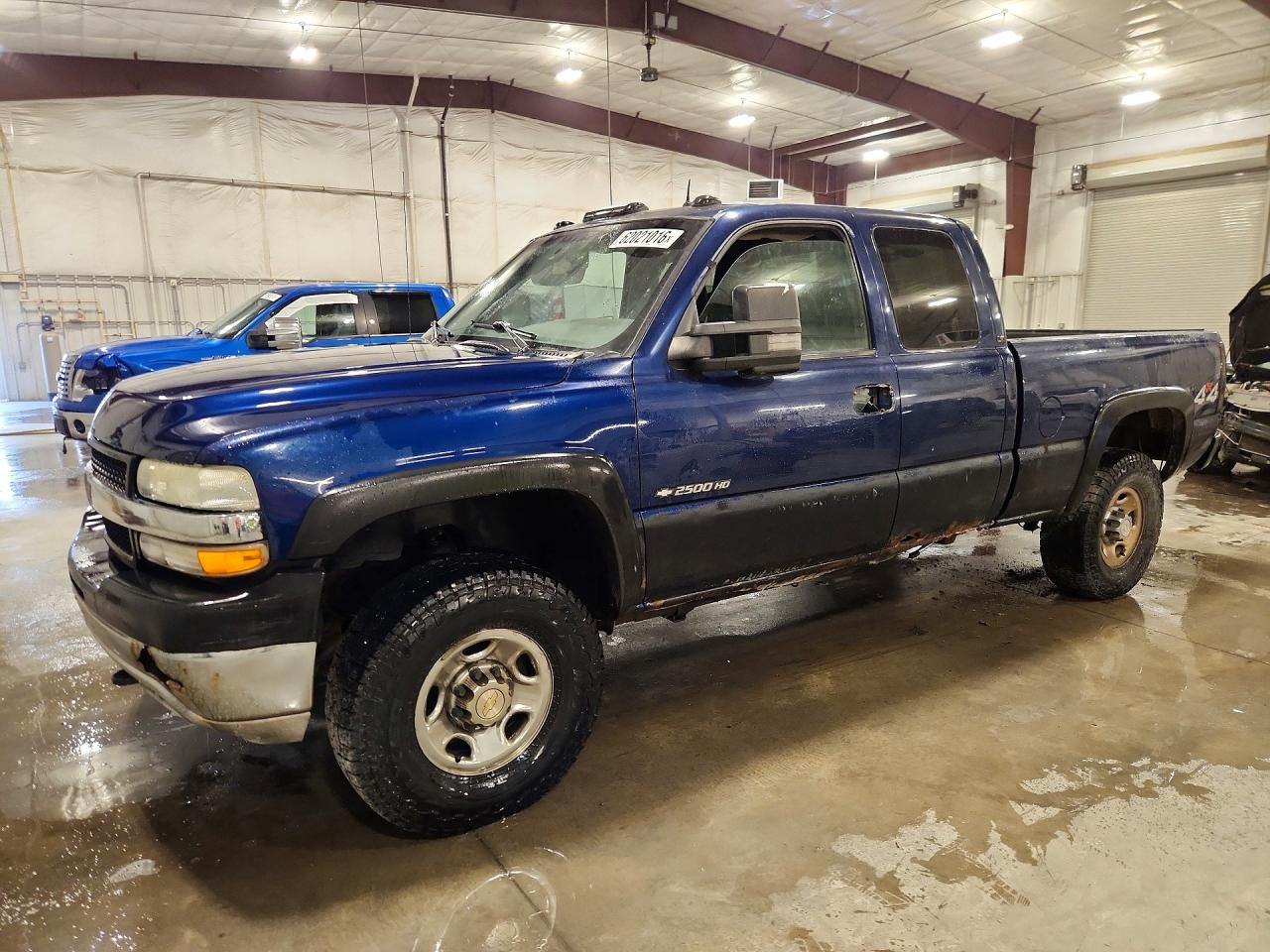 2002 Chevrolet Silverado K2500 Heavy Duty Blue vin: 1GCHK29U32E249798