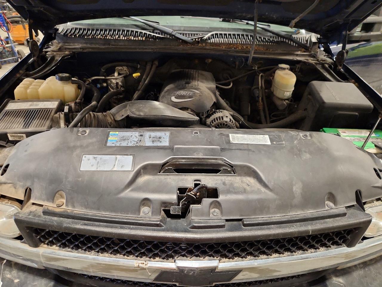 2002 Chevrolet Silverado K2500 Heavy Duty Blue vin: 1GCHK29U32E249798