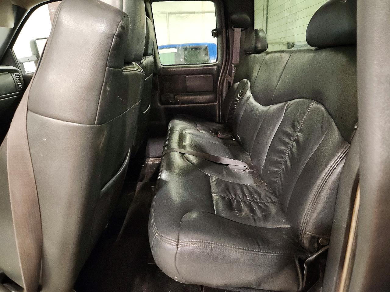 2002 Chevrolet Silverado K2500 Heavy Duty Blue vin: 1GCHK29U32E249798