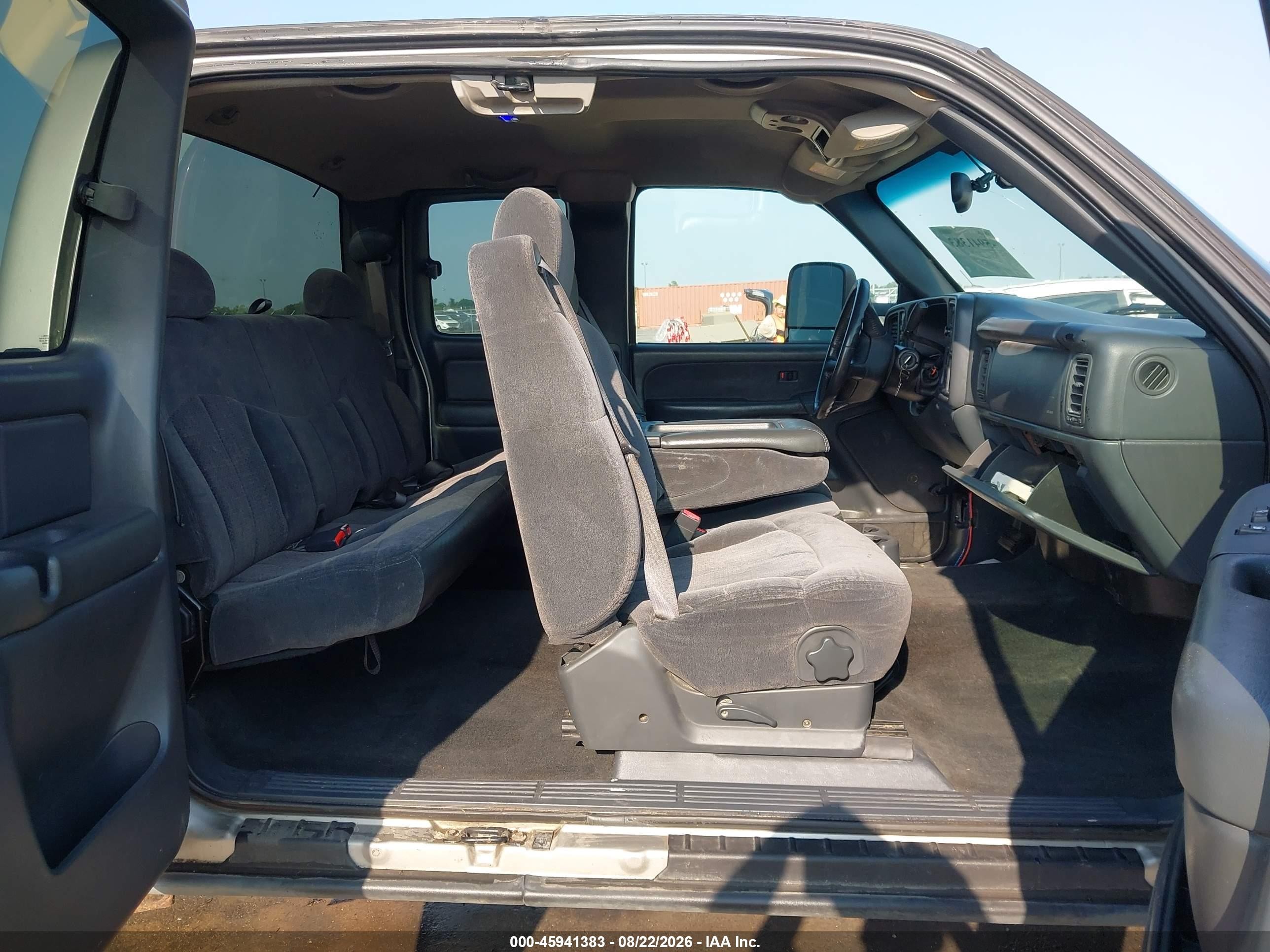 2002 Chevrolet Silverado 2500hd Ls Silver vin: 1GCHK29U62E229741