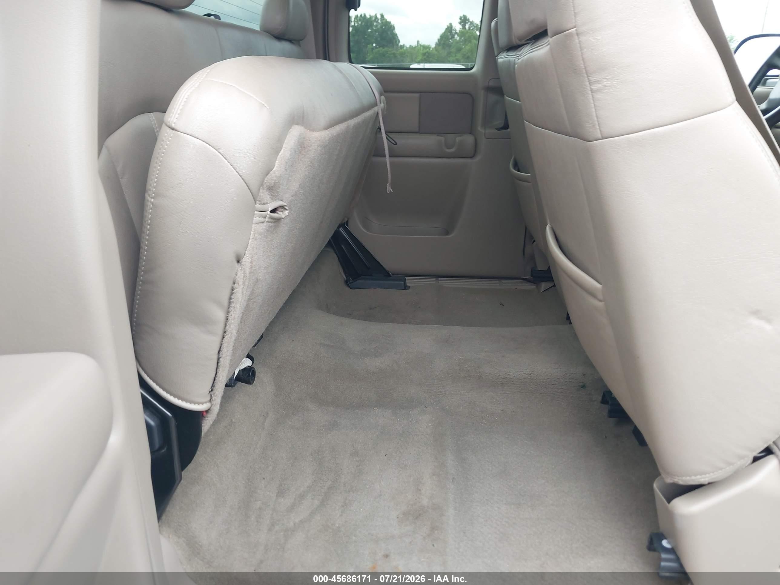 2002 Chevrolet Silverado 2500hd Lt White vin: 1GCHK29U82E295658