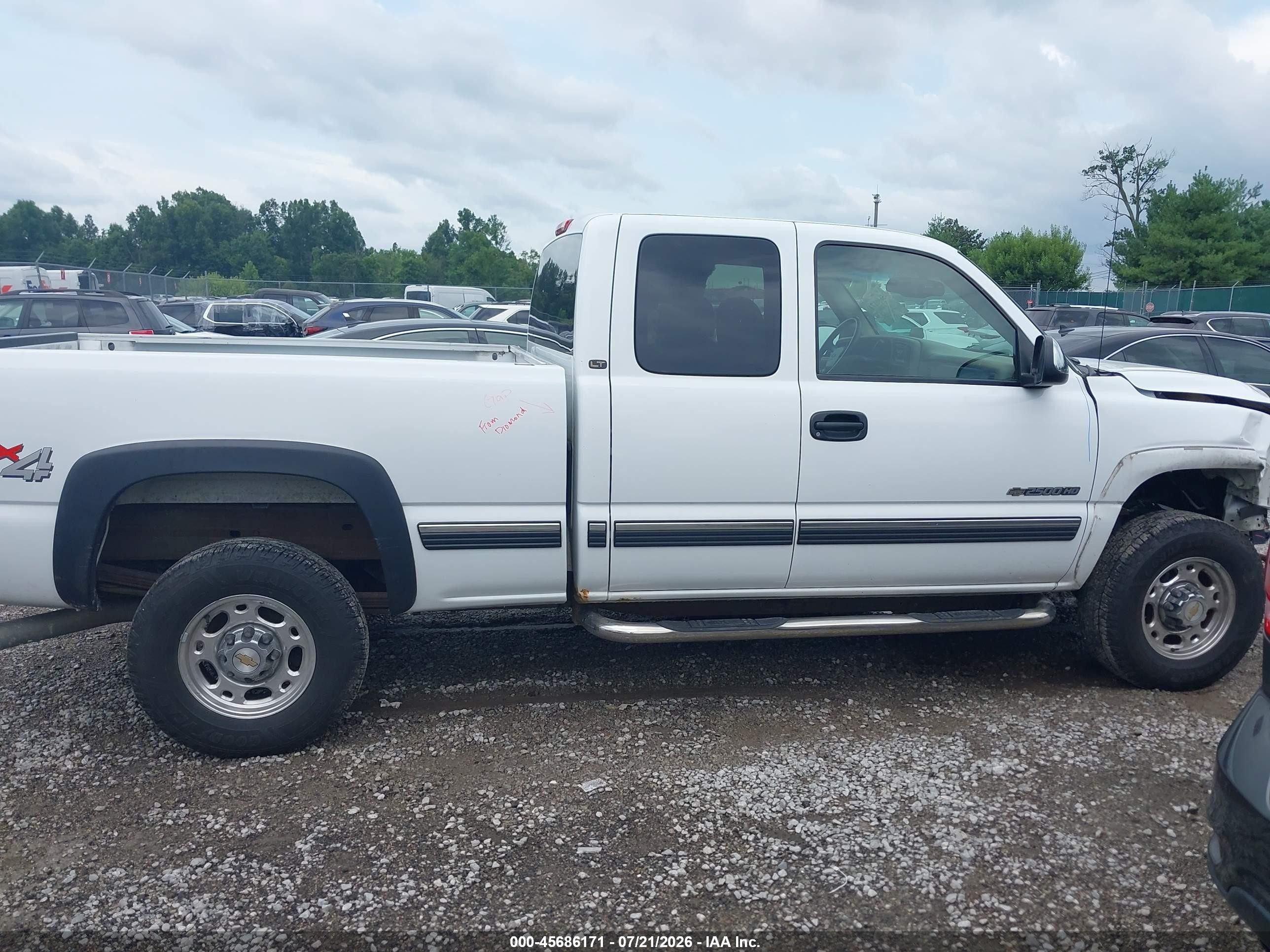 2002 Chevrolet Silverado 2500hd Lt White vin: 1GCHK29U82E295658
