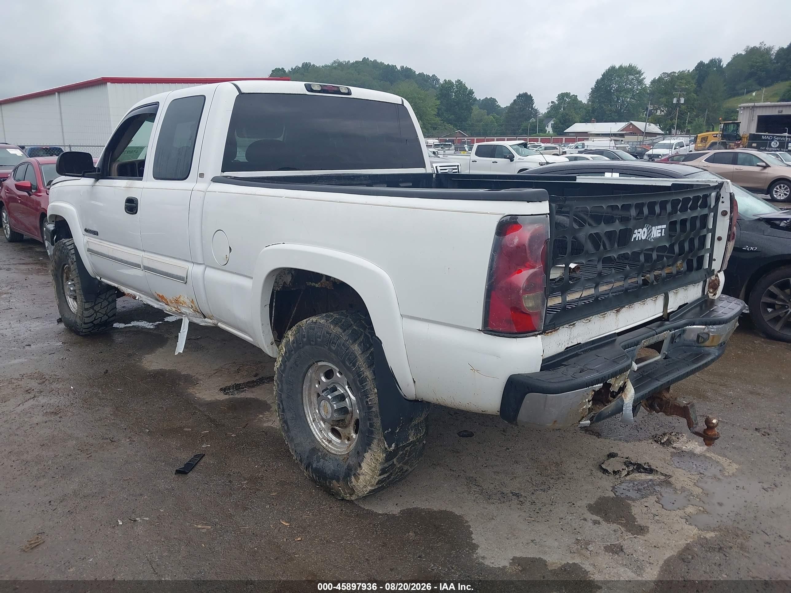 2004 Chevrolet Silverado 2500hd Ls White vin: 1GCHK29U84E194638