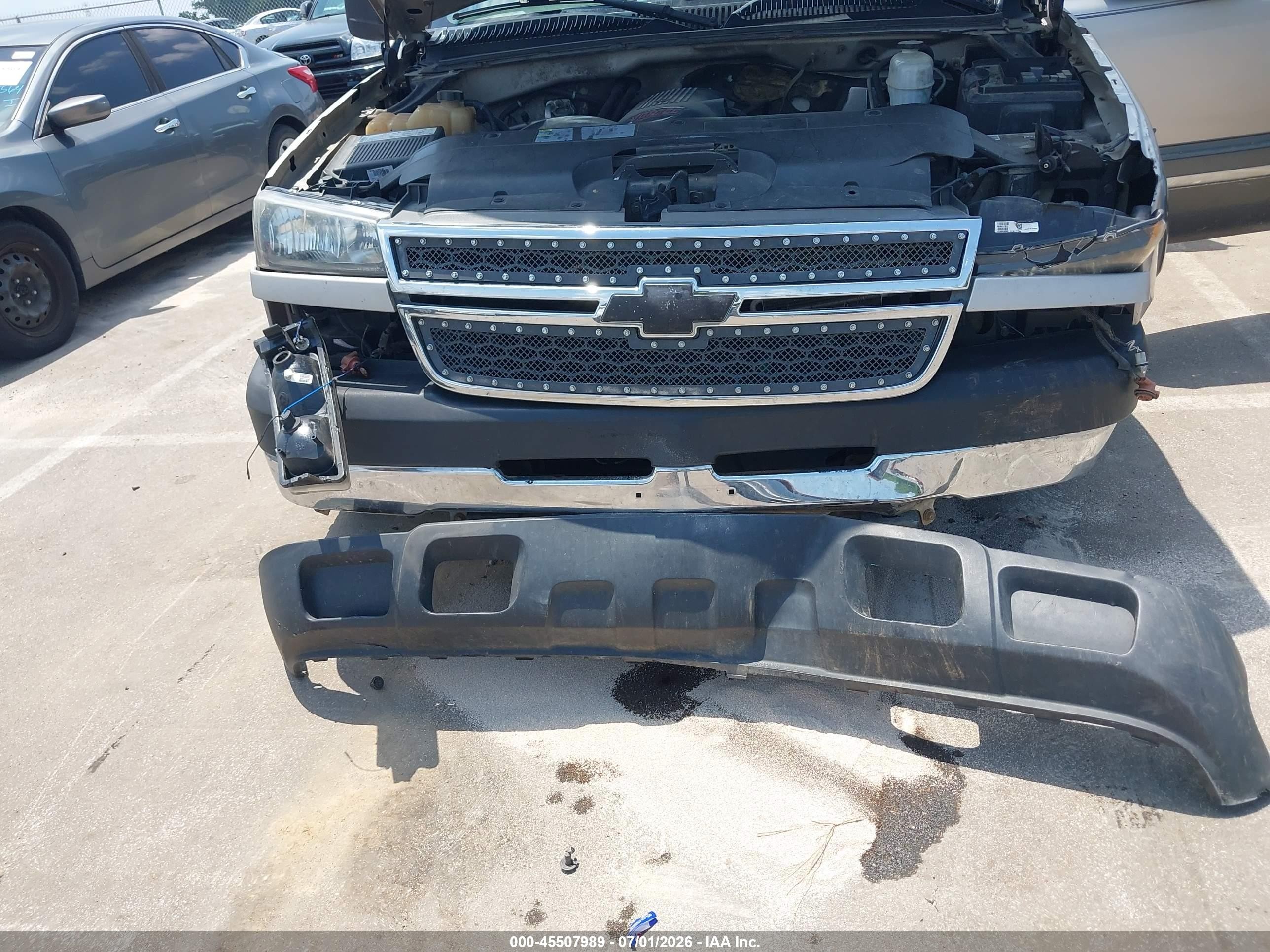 2005 Chevrolet Silverado 2500hd Ls Tan vin: 1GCHK29U85E158613
