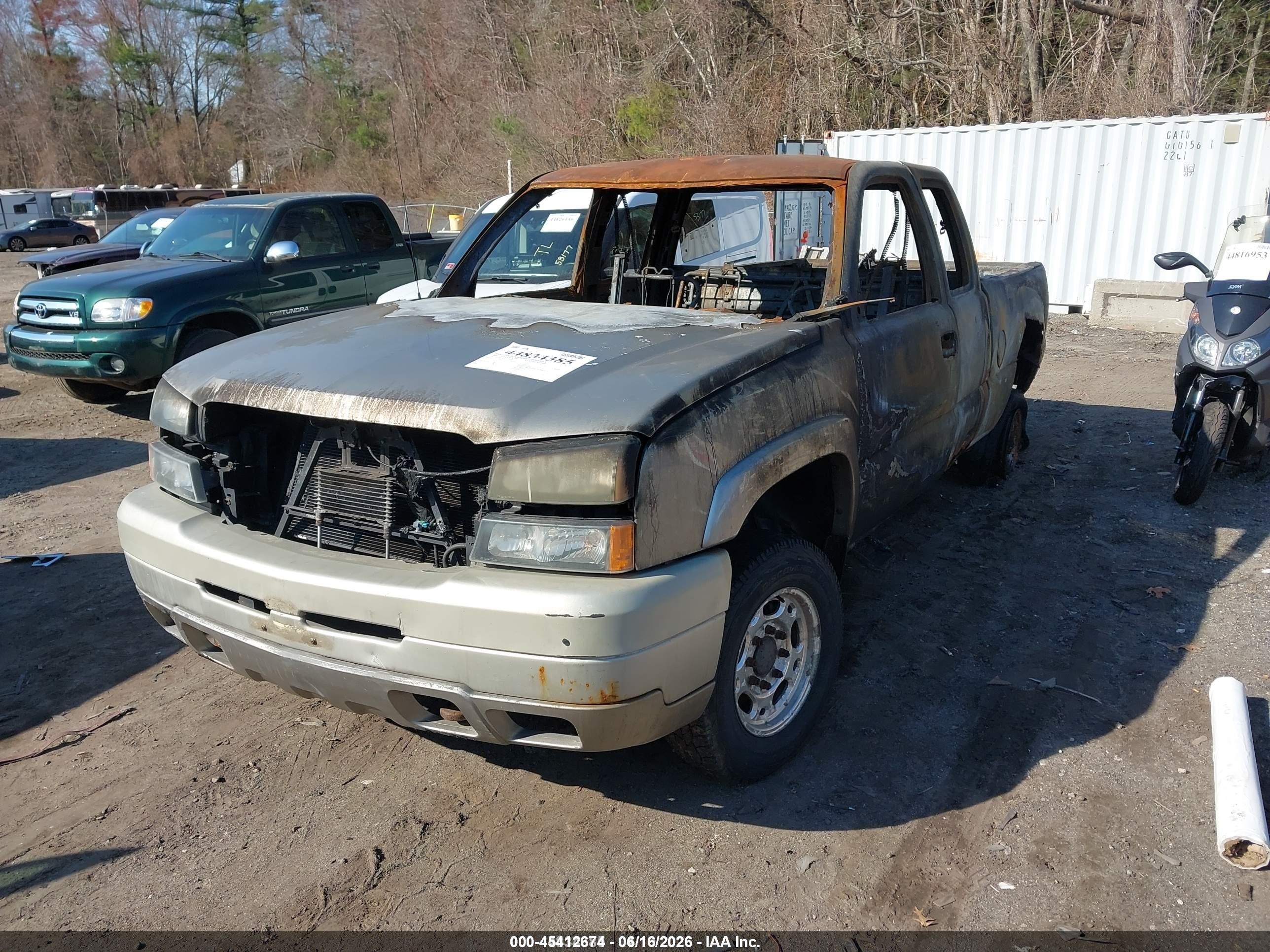 2003 Chevrolet Silverado 2500hd Ls Золотой vin: 1GCHK29UX3E324949