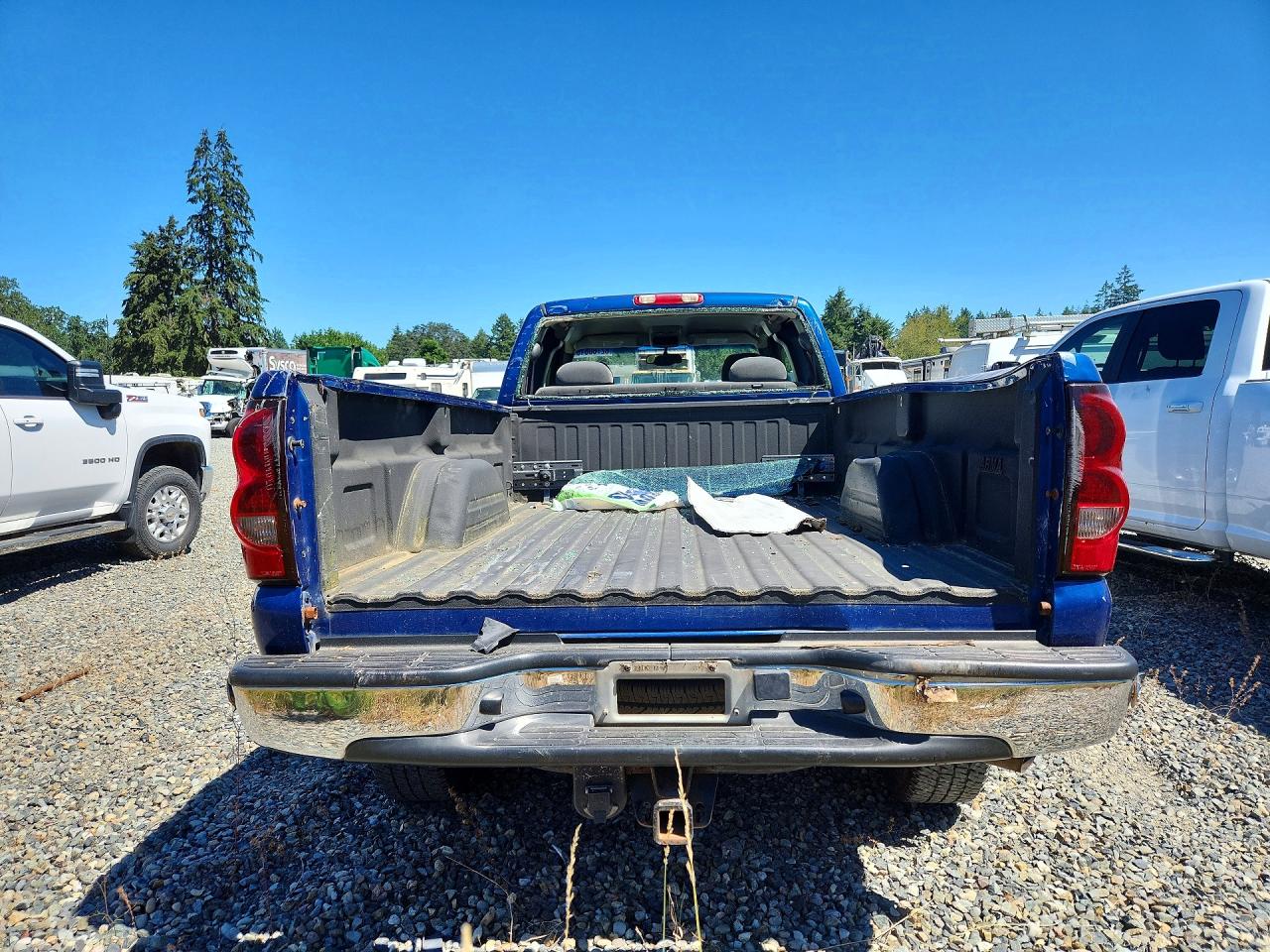 2004 Chevrolet Silverado K2500 Heavy Duty Blue vin: 1GCHK29UX4E198349