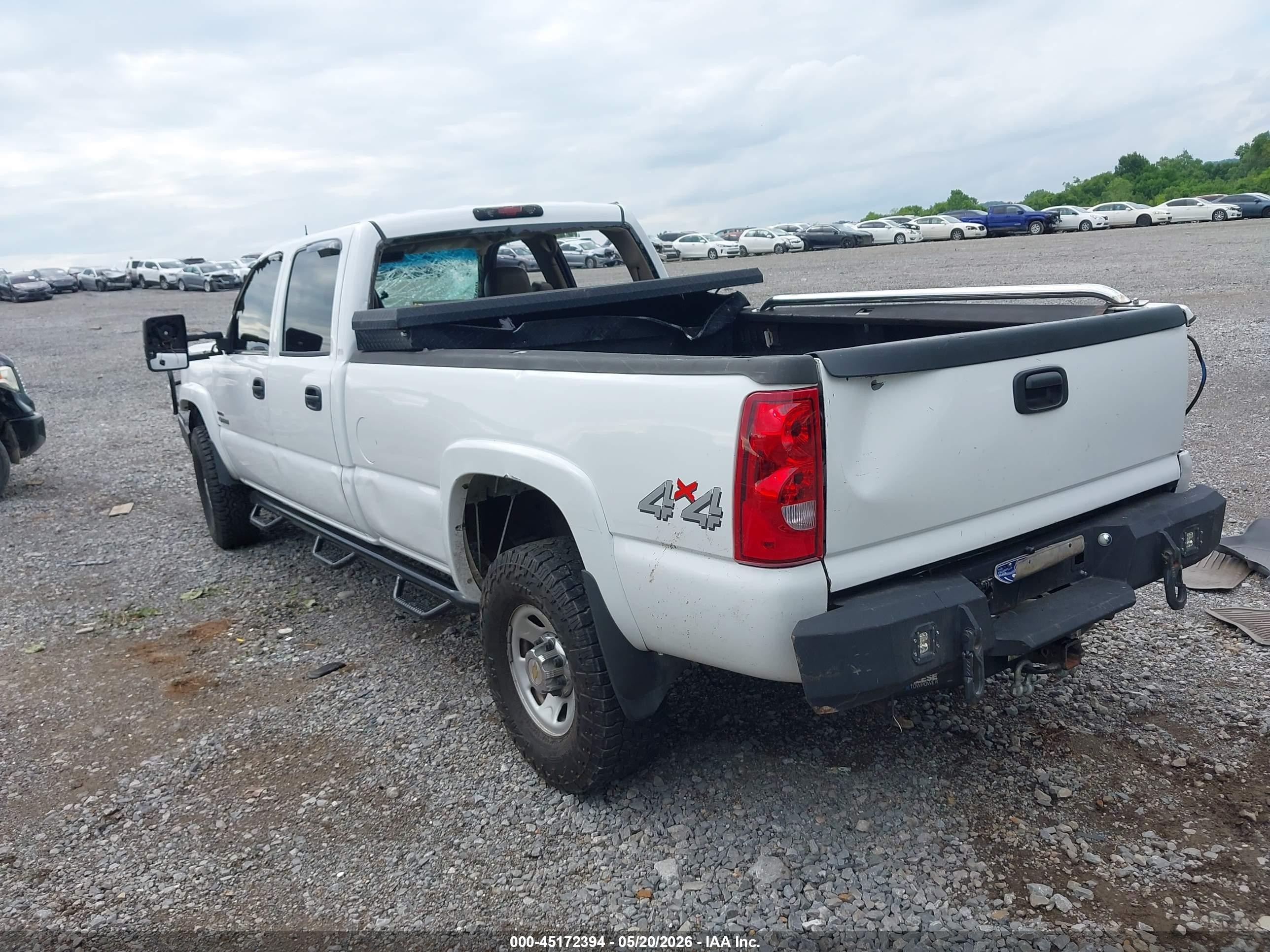 2005 Chevrolet Silverado 3500 Lt White vin: 1GCHK33225F824324