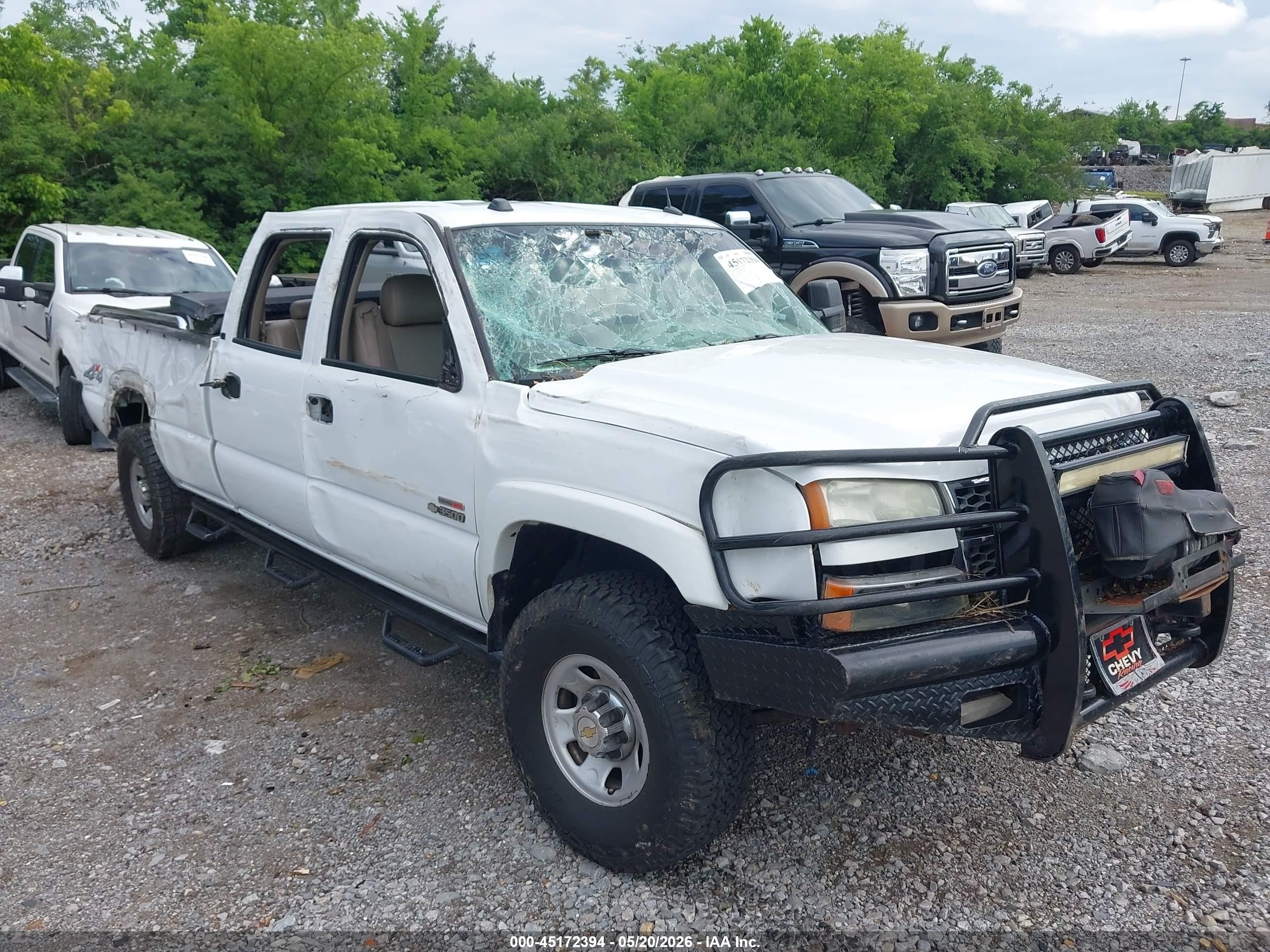 2005 Chevrolet Silverado 3500 Lt White vin: 1GCHK33225F824324